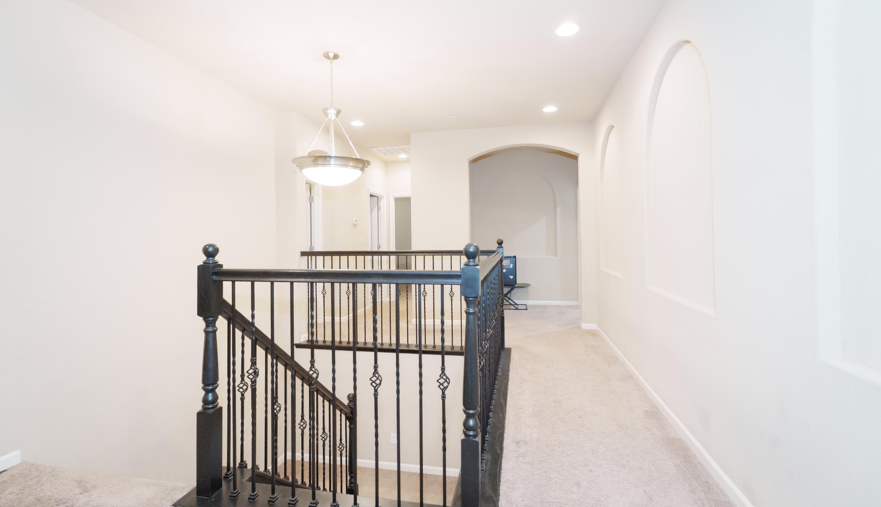 2536 W Stewart Ave, Visalia, CA 93291