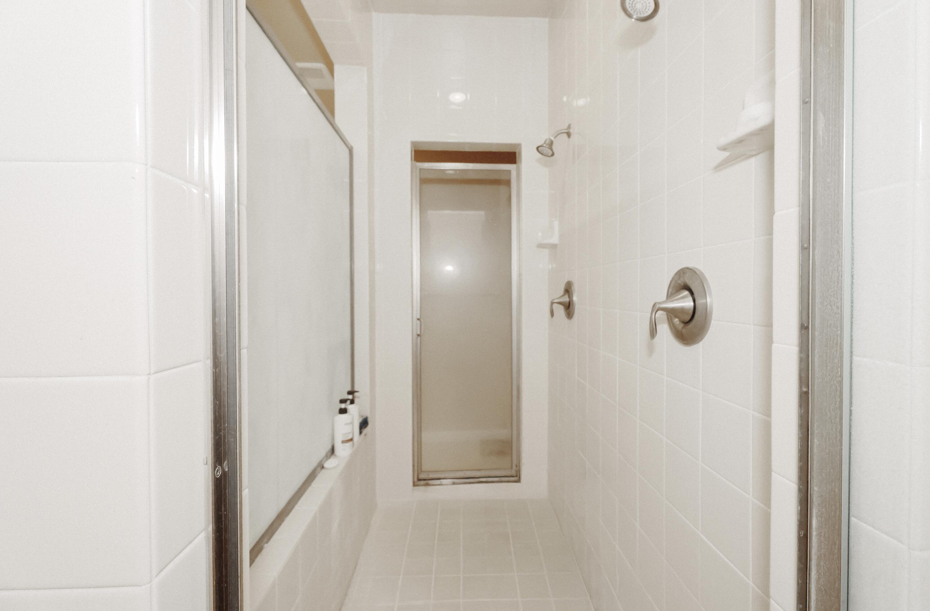 2536 W Stewart Ave, Visalia, CA 93291