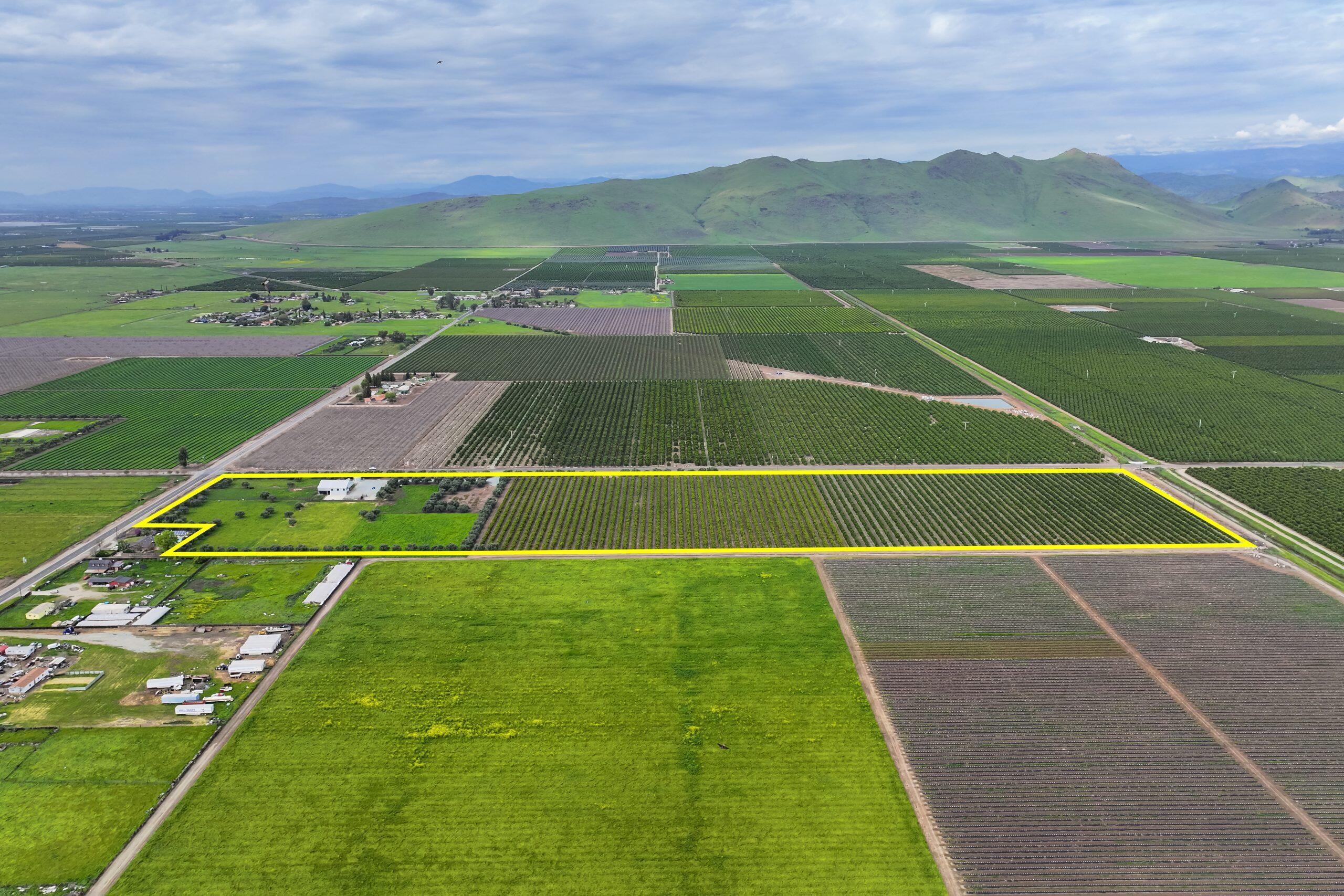 15725 Ave 376, Visalia, CA 93292