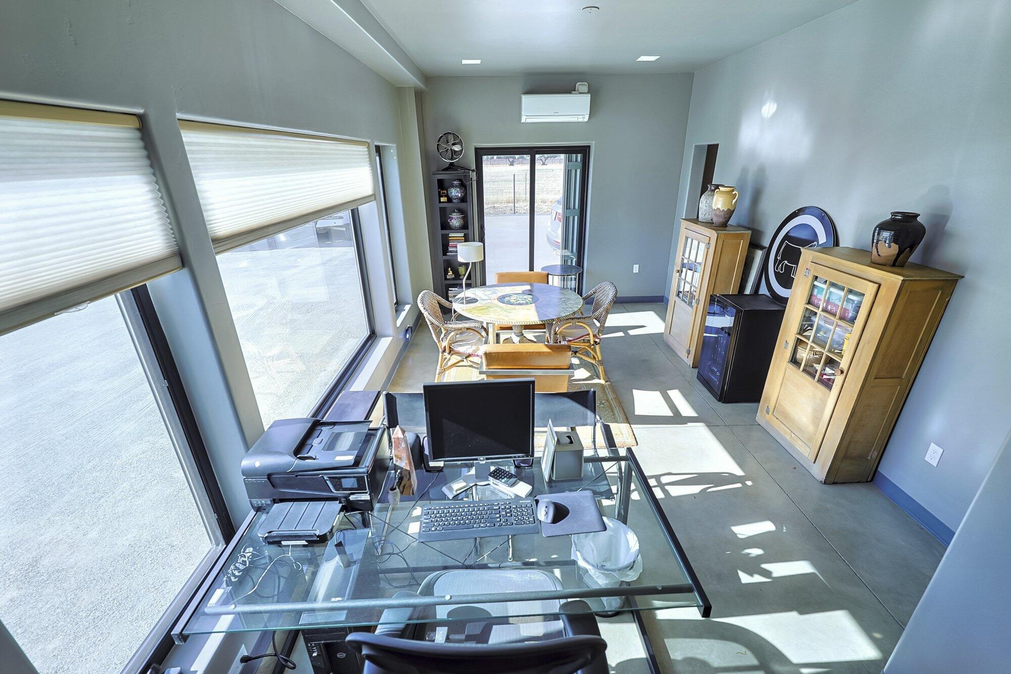 15725 Ave 376, Visalia, CA 93292