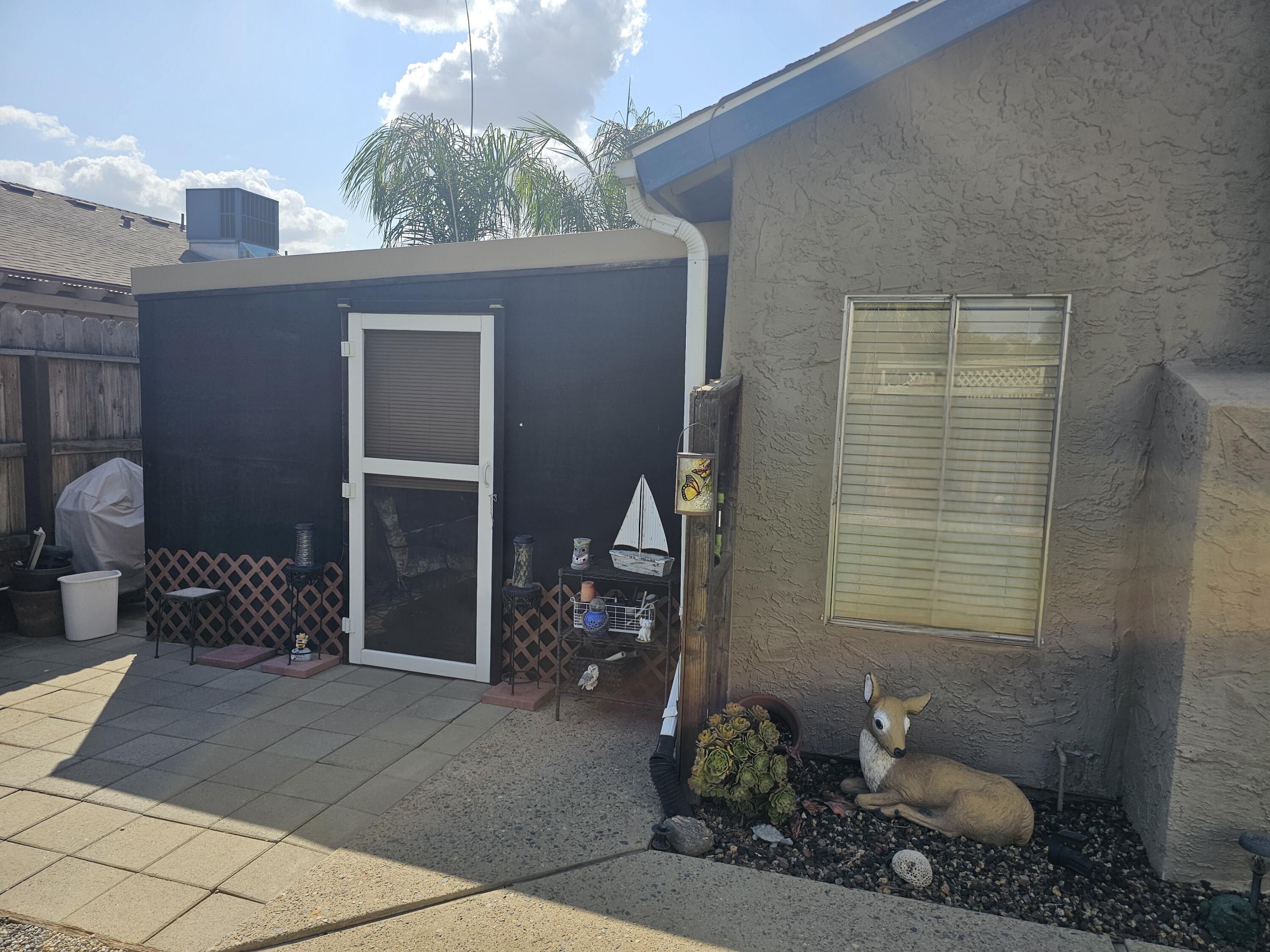 1205 E Ferguson Ave, Visalia, CA 93292