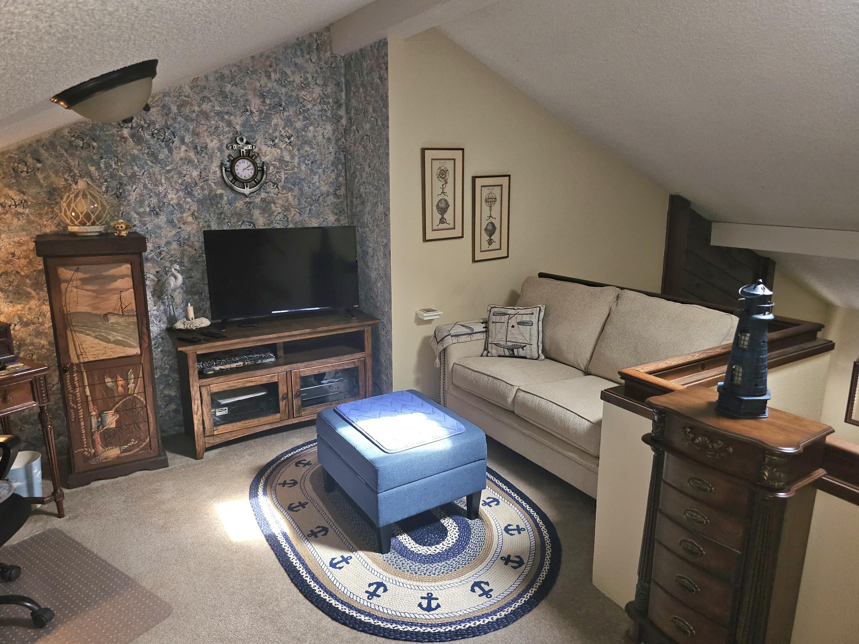 1205 E Ferguson Ave, Visalia, CA 93292