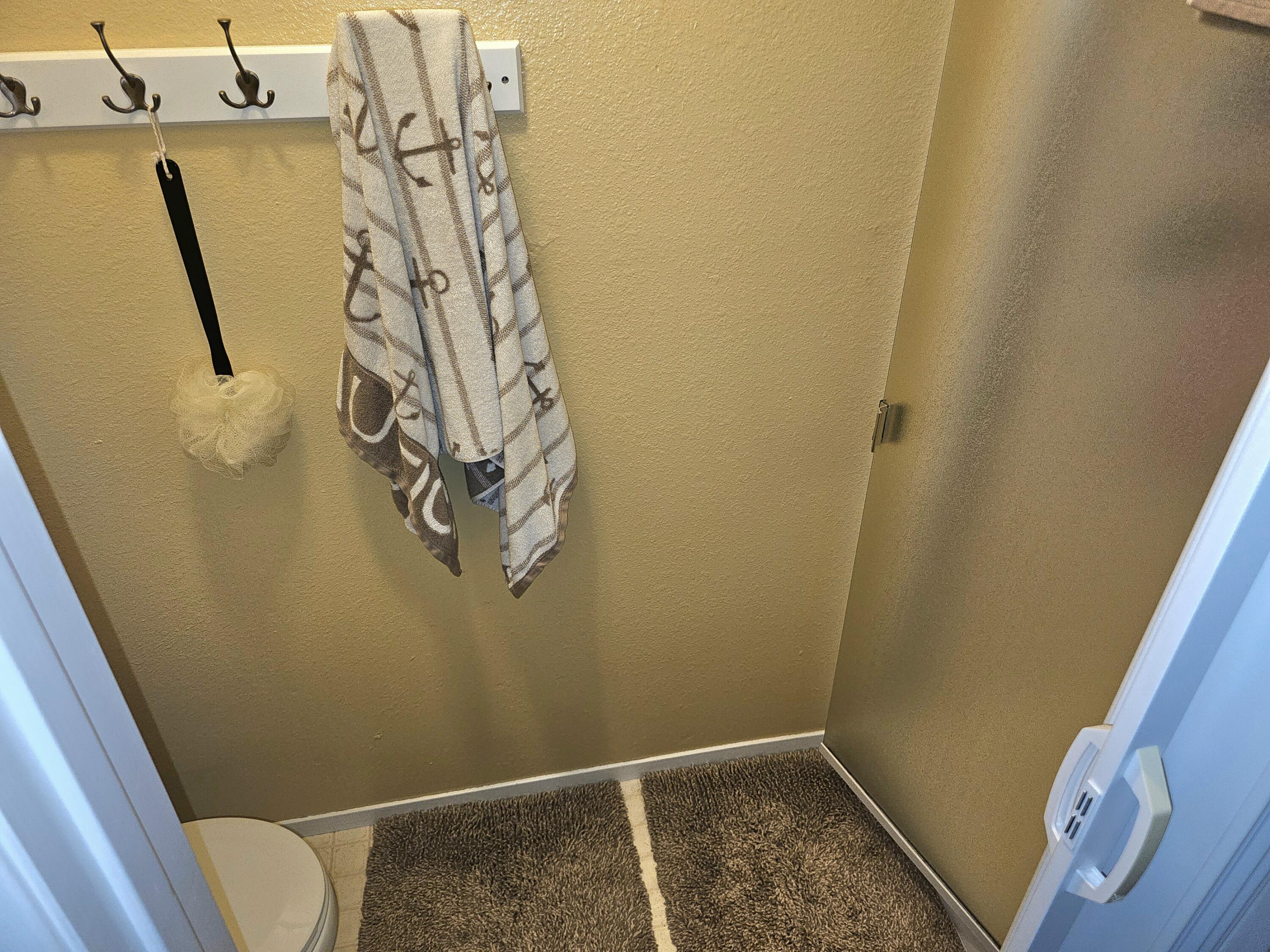 1205 E Ferguson Ave, Visalia, CA 93292