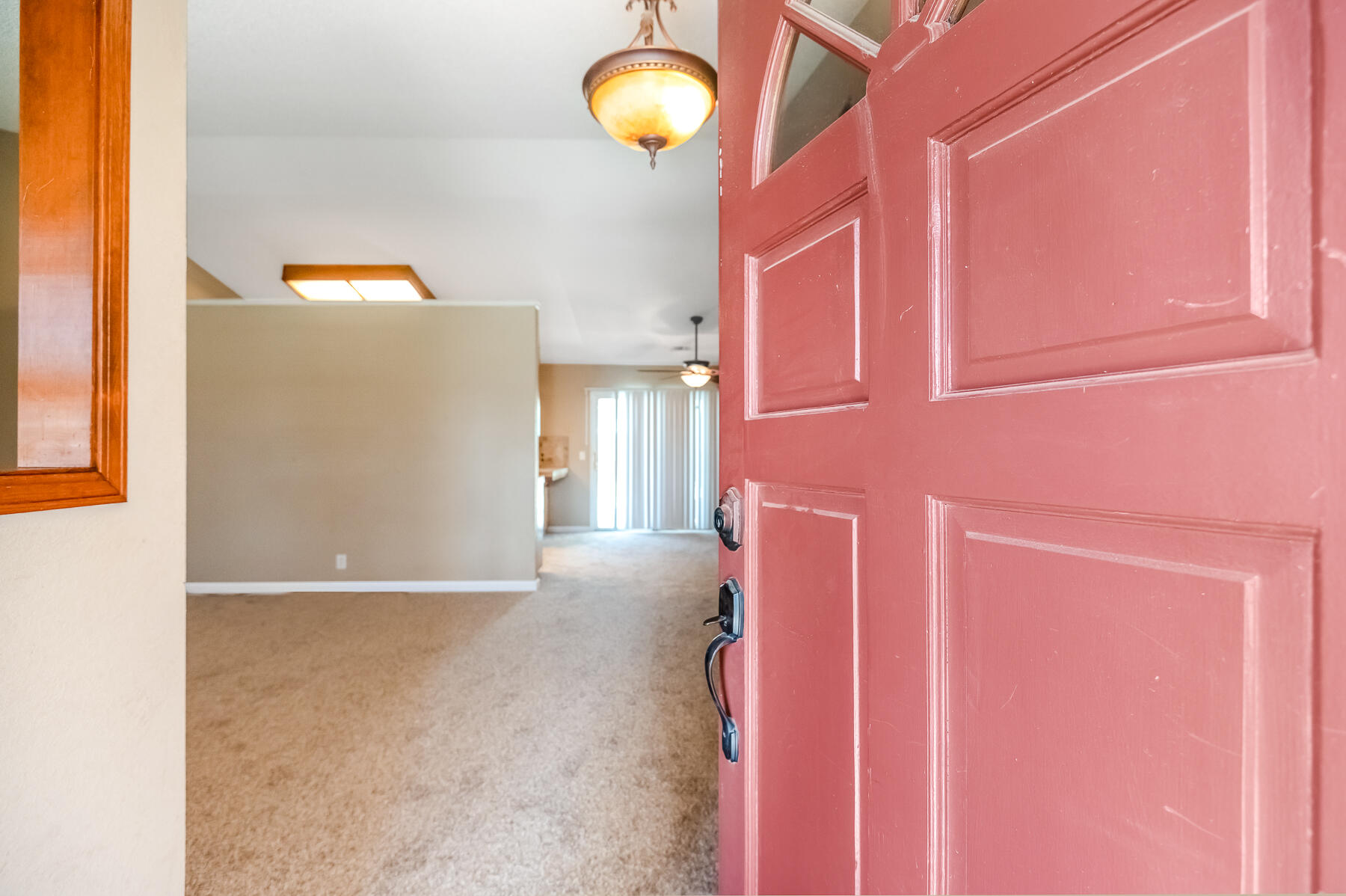 1282 E Ben Franklin Ave, Tulare, CA 93274