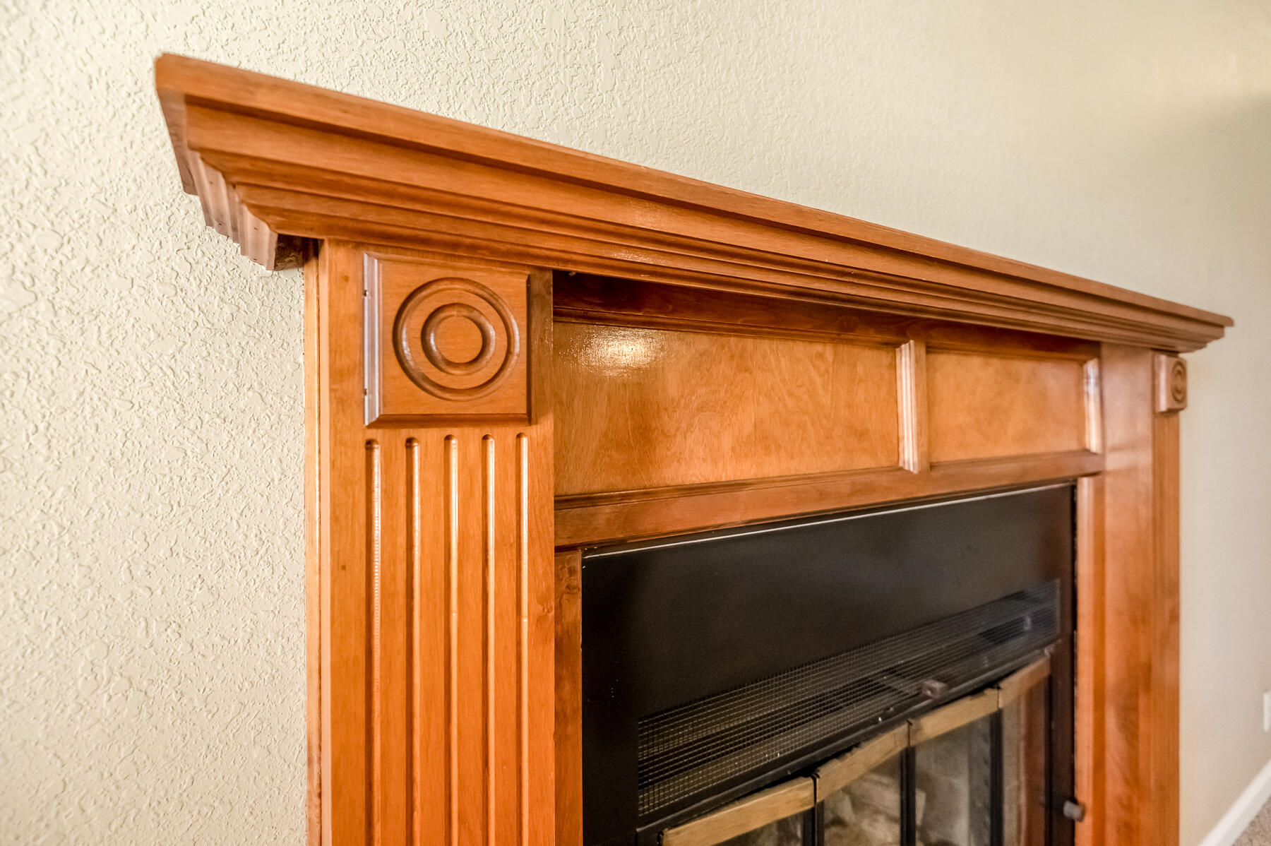 1282 E Ben Franklin Ave, Tulare, CA 93274