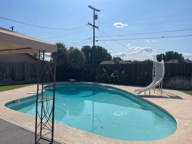 726 Josephine Ave, Corcoran, CA 93212