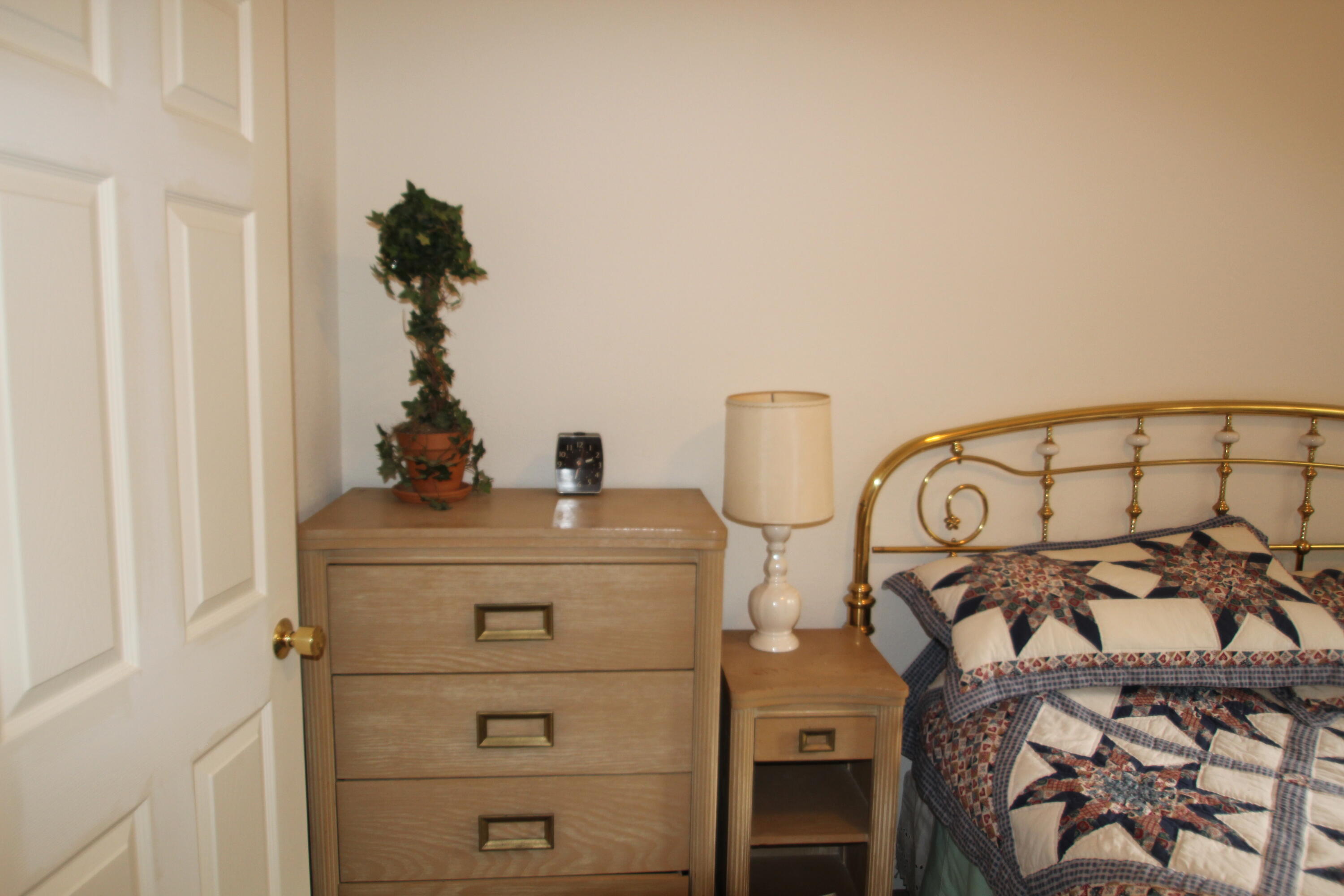 603 Legar Dr, Camp Nelson, CA 93265