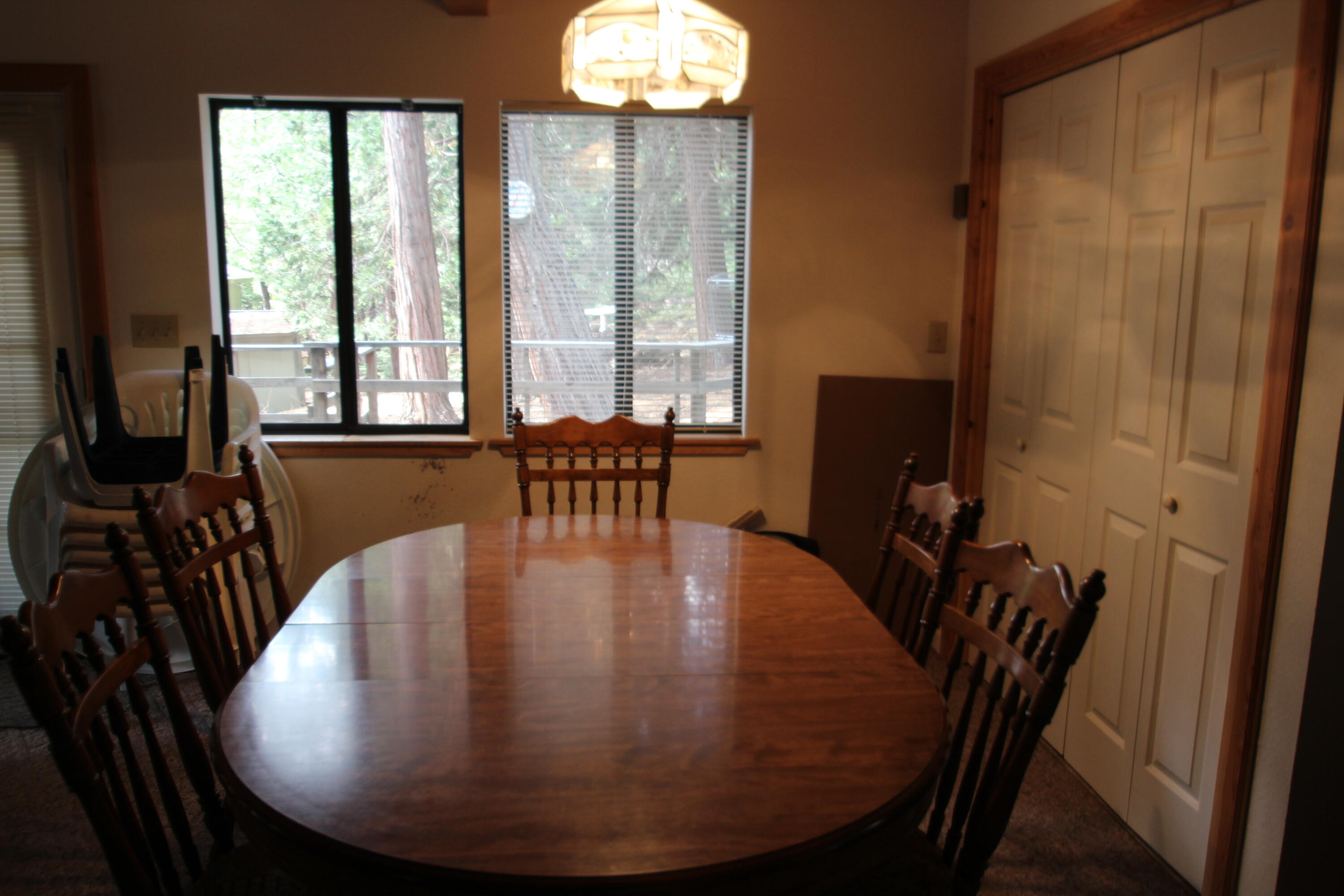 603 Legar Dr, Camp Nelson, CA 93265