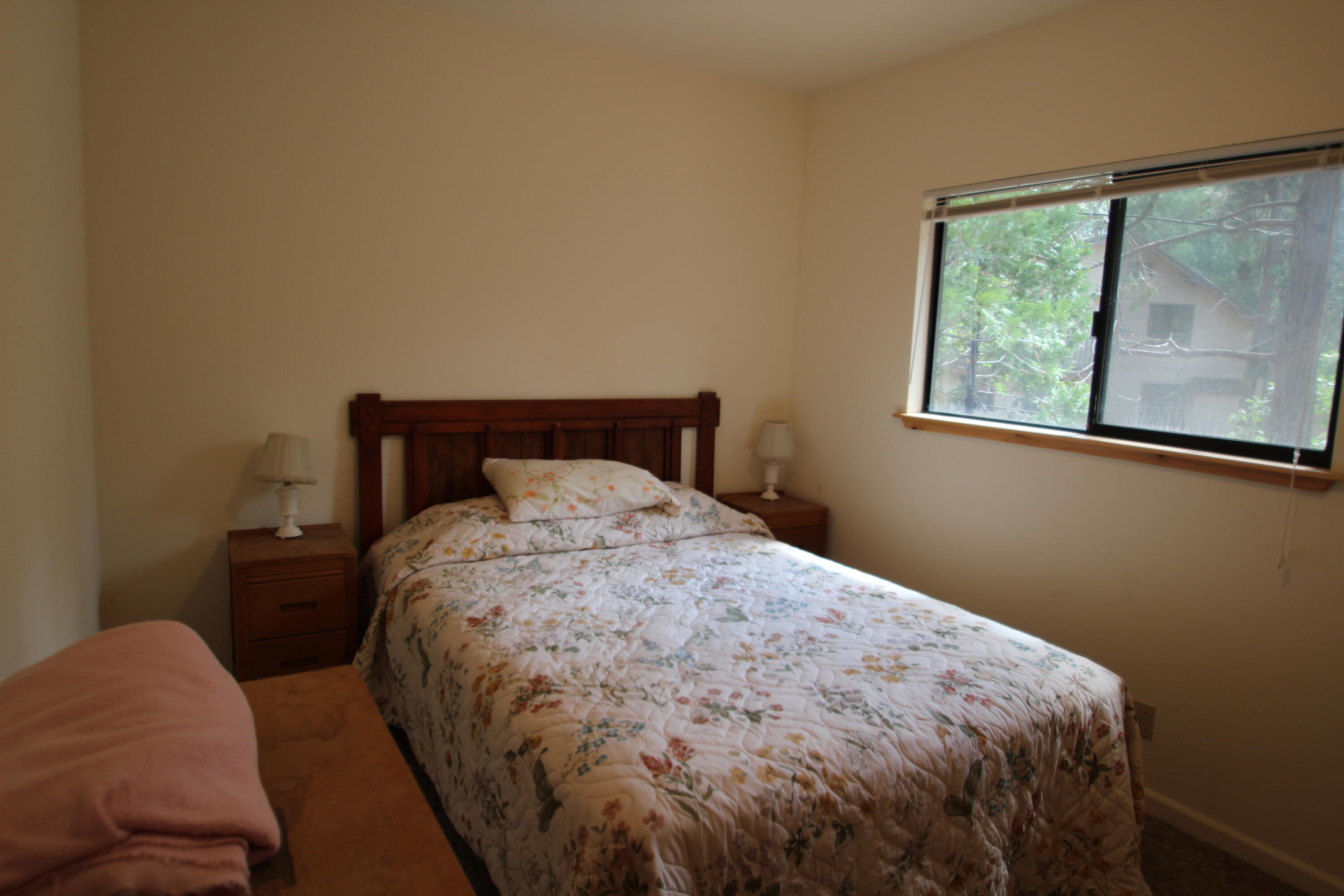 603 Legar Dr, Camp Nelson, CA 93265