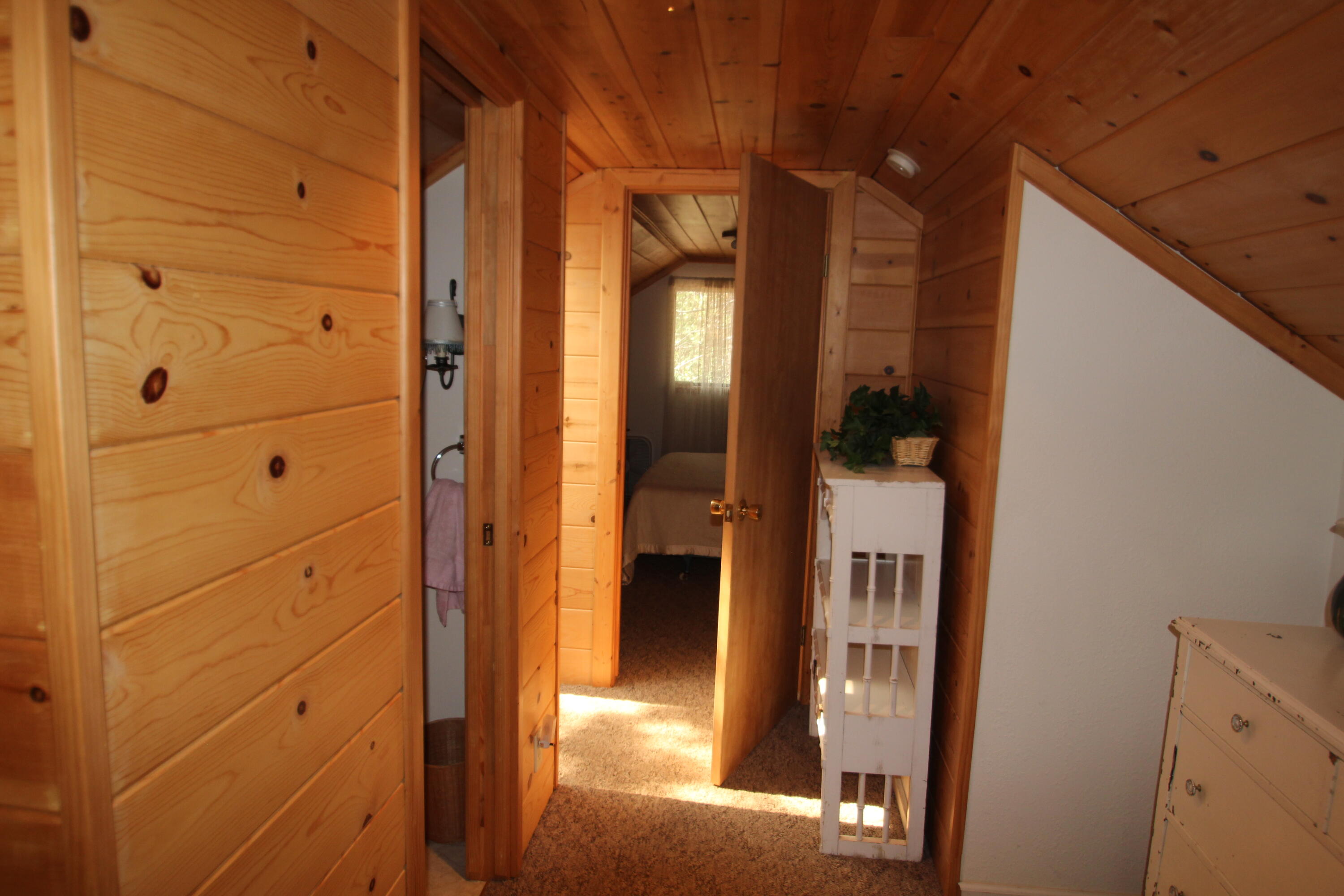 603 Legar Dr, Camp Nelson, CA 93265