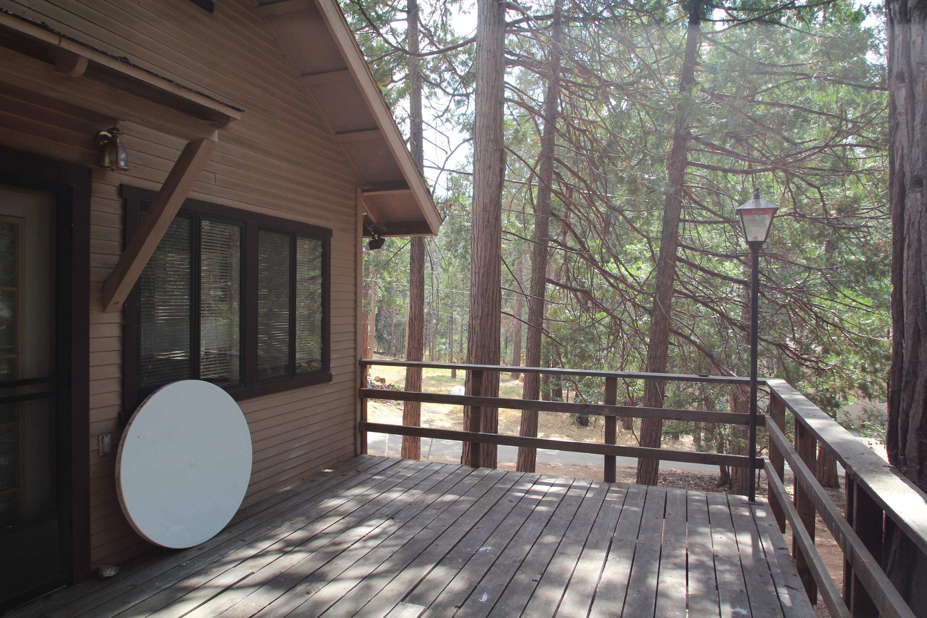 603 Legar Dr, Camp Nelson, CA 93265