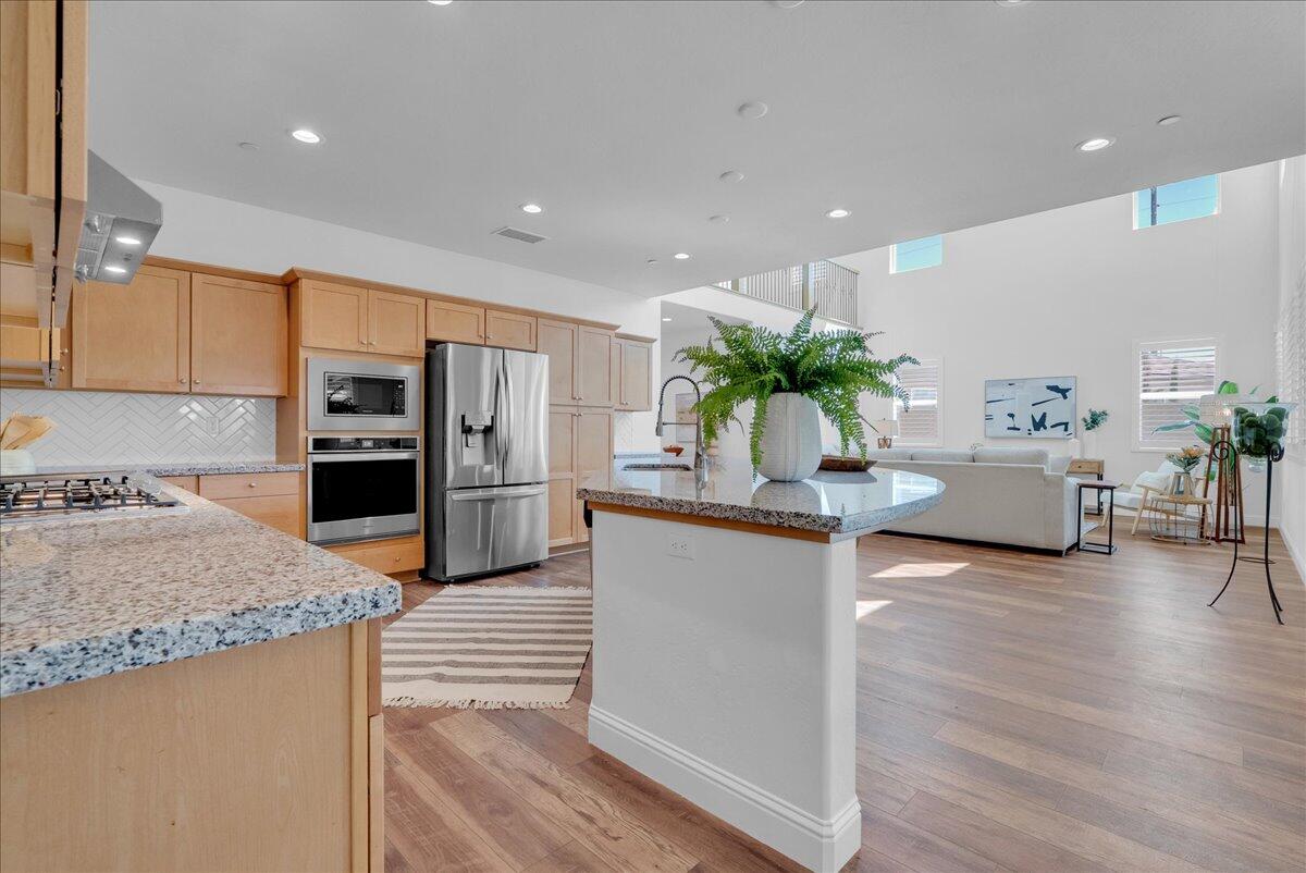 3005 N Dayton St, Visalia, CA 93291