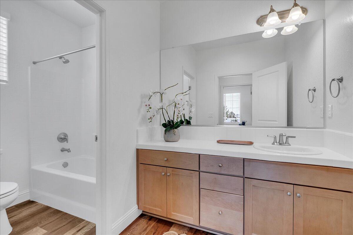 3005 N Dayton St, Visalia, CA 93291