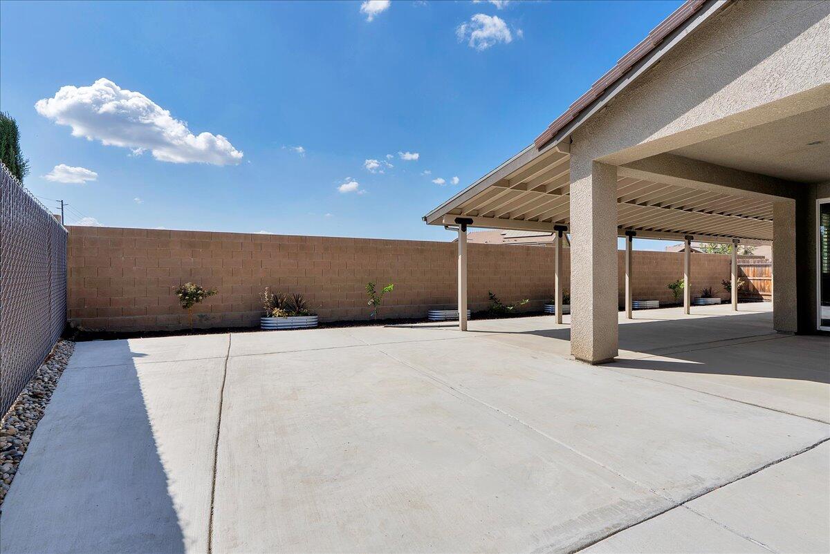 3005 N Dayton St, Visalia, CA 93291