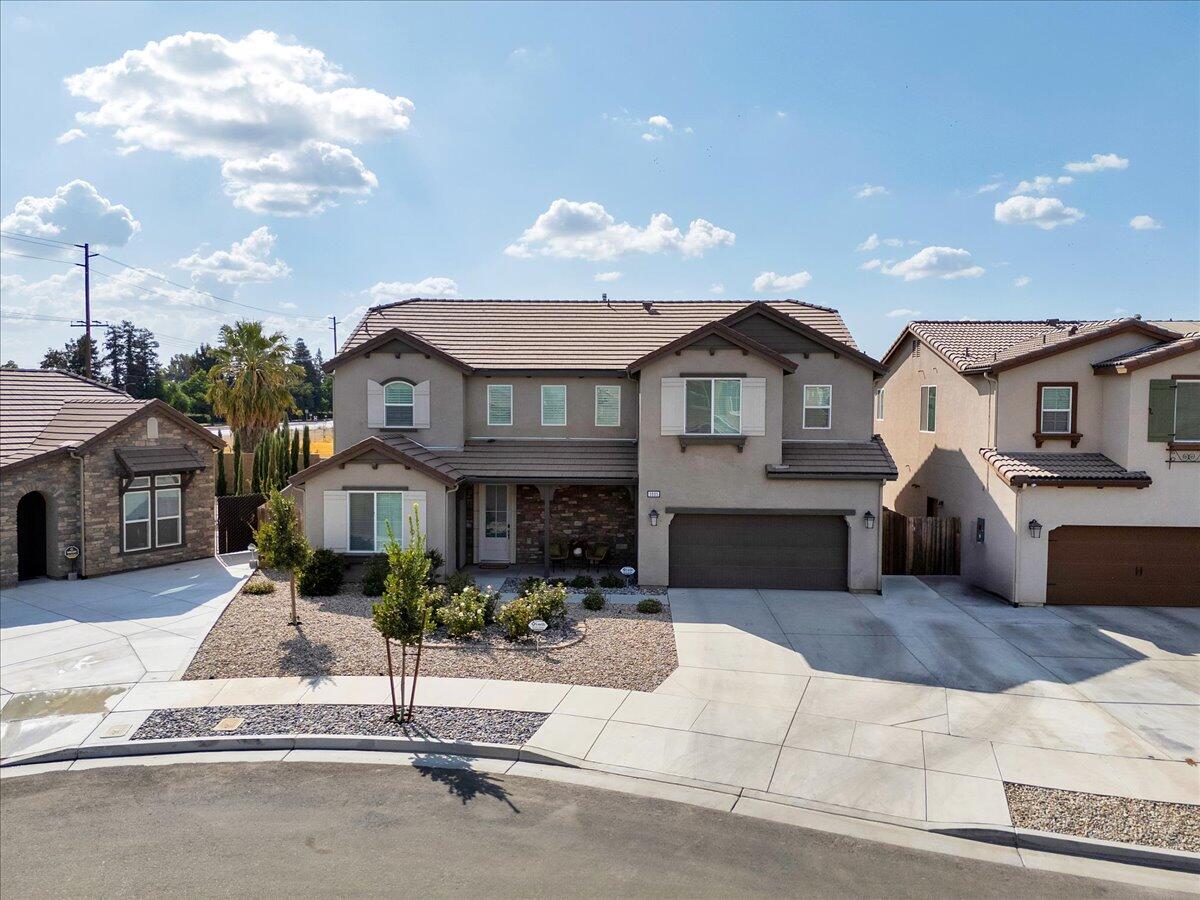 3005 N Dayton St, Visalia, CA 93291