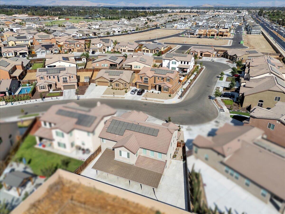 3005 N Dayton St, Visalia, CA 93291