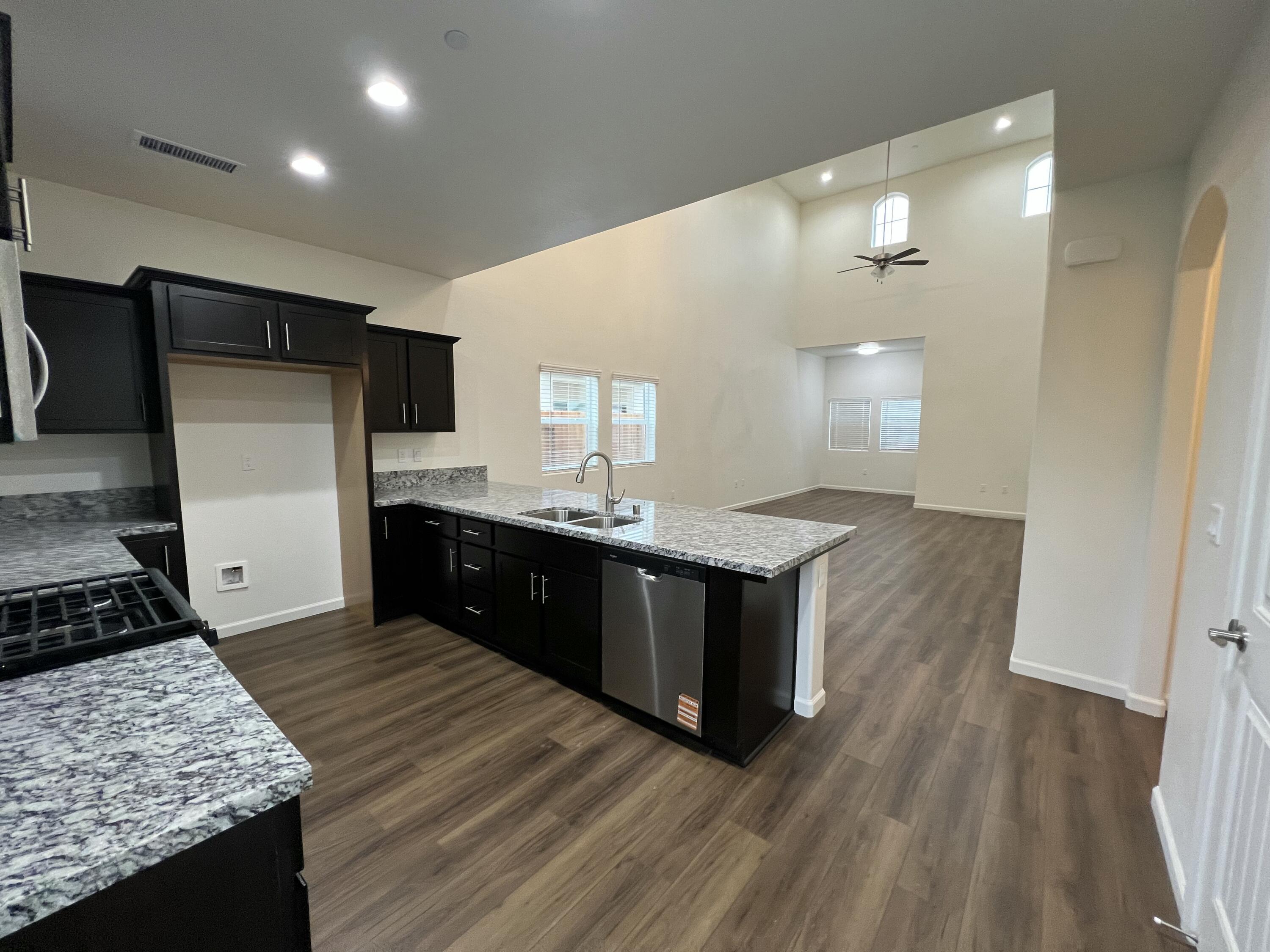 1473 Concord Way #Lot #41, Dinuba, CA 93618