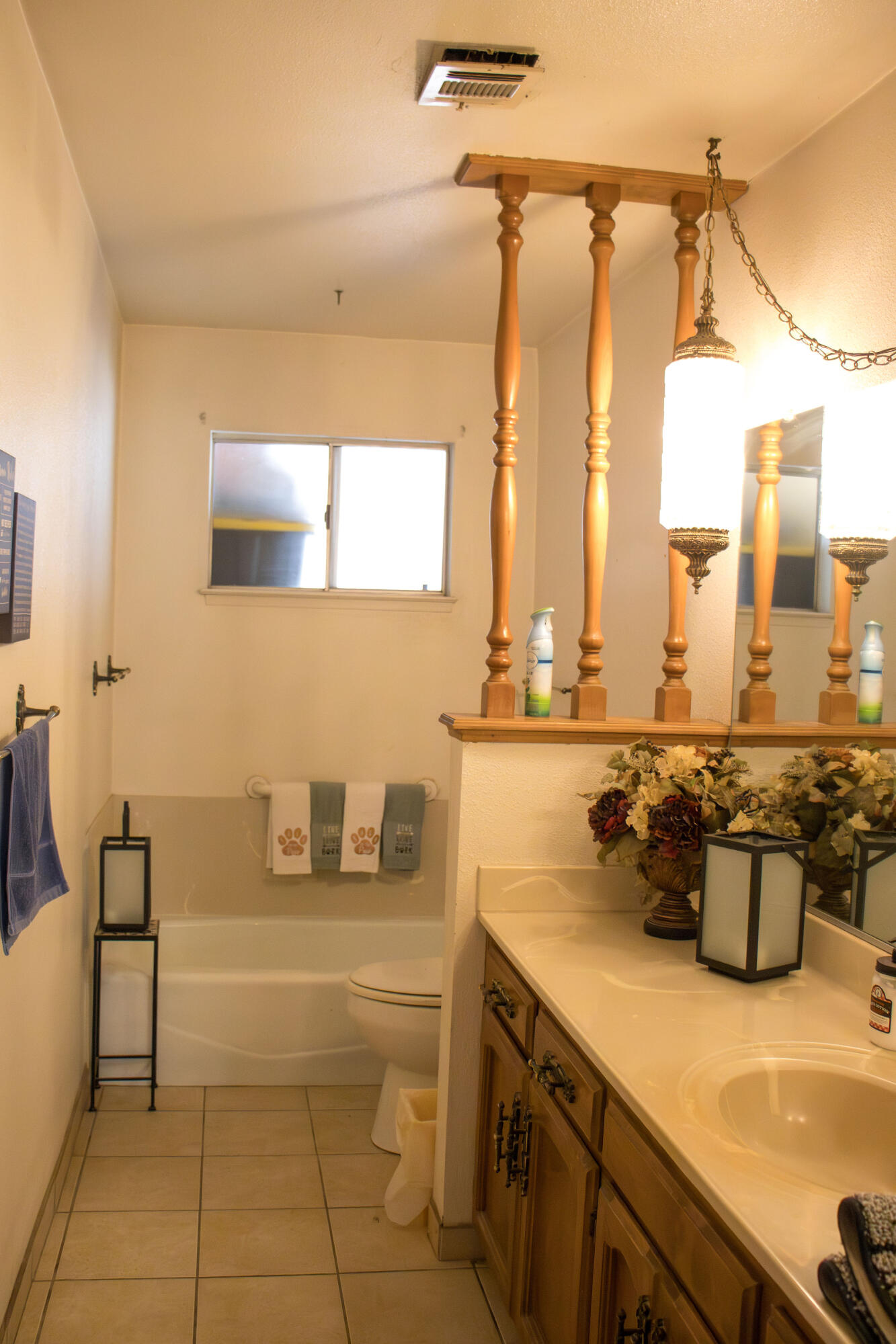 1625 S Lydia Dr, Tulare, CA 93274