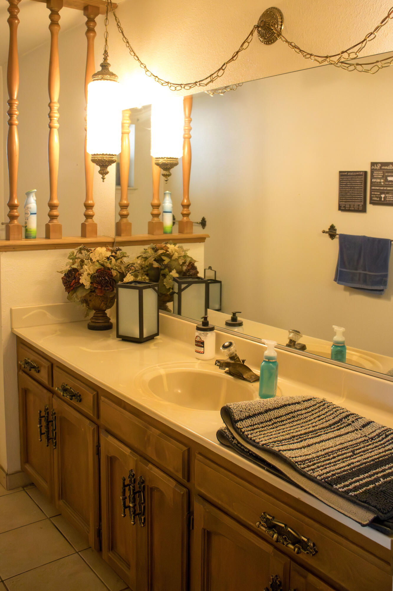 1625 S Lydia Dr, Tulare, CA 93274