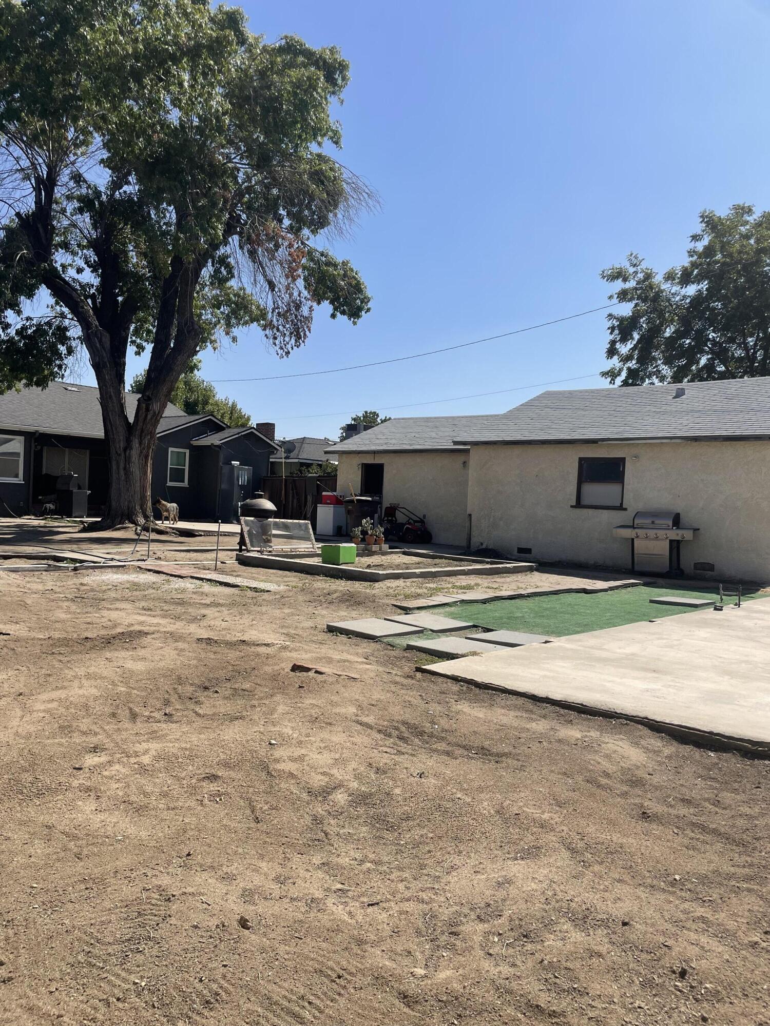 149 S Salida Pl, Tulare, CA 93274