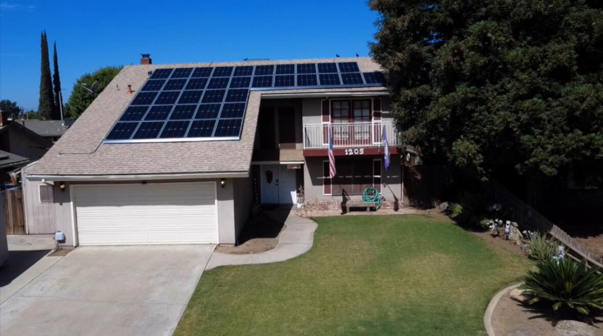 1205 Jamestown St, Tulare, CA 93274