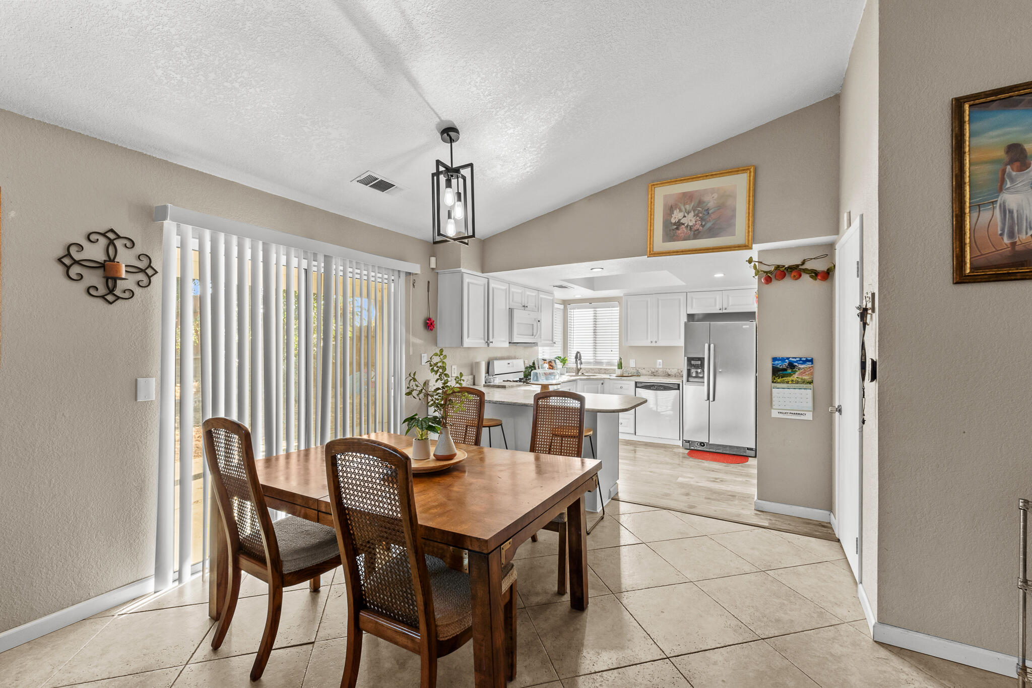 717 Sutter Ave, Porterville, CA 93257