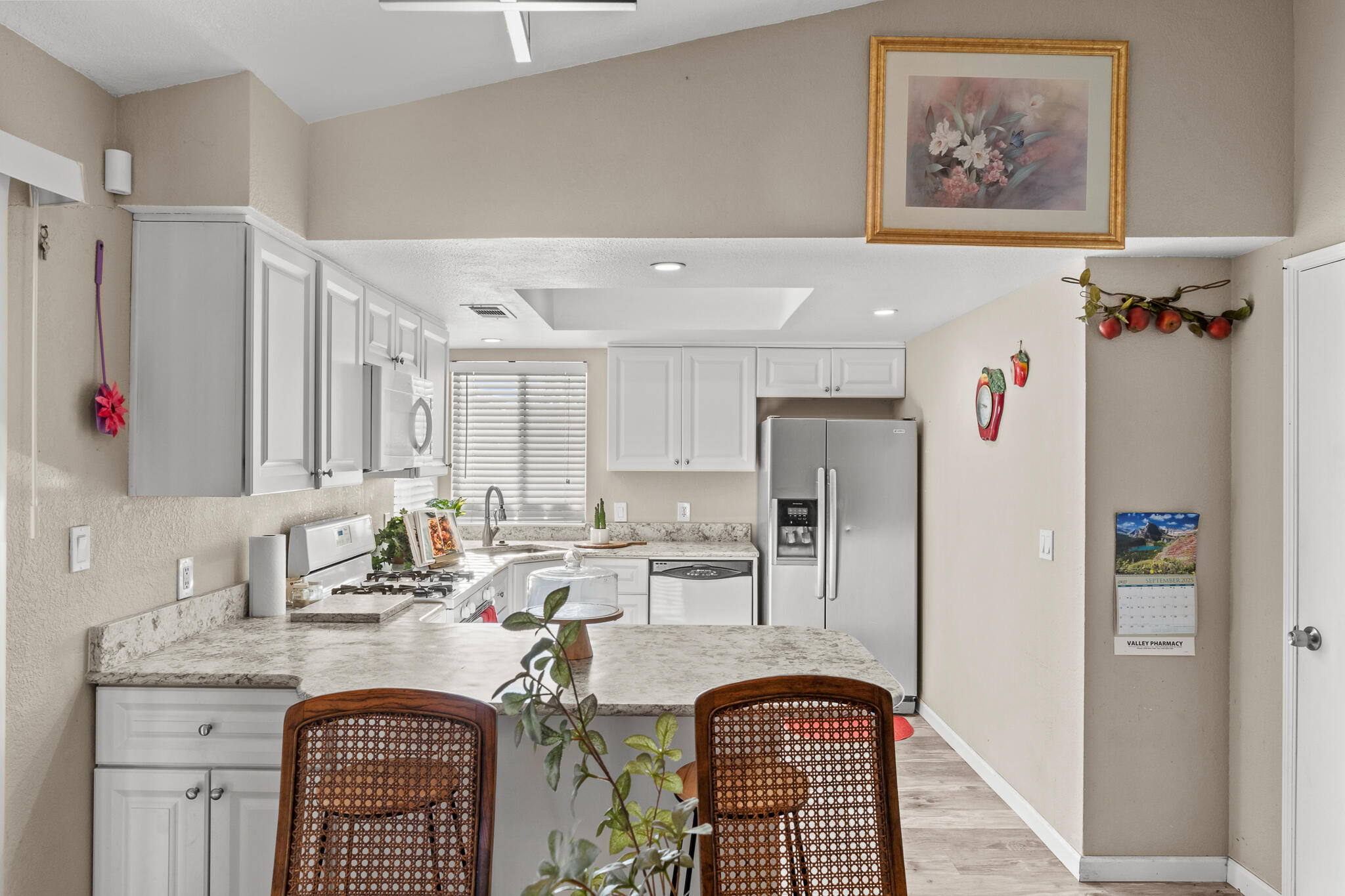 717 Sutter Ave, Porterville, CA 93257