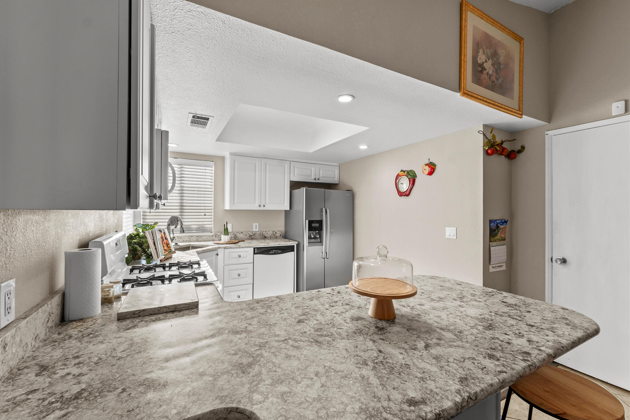 717 Sutter Ave, Porterville, CA 93257