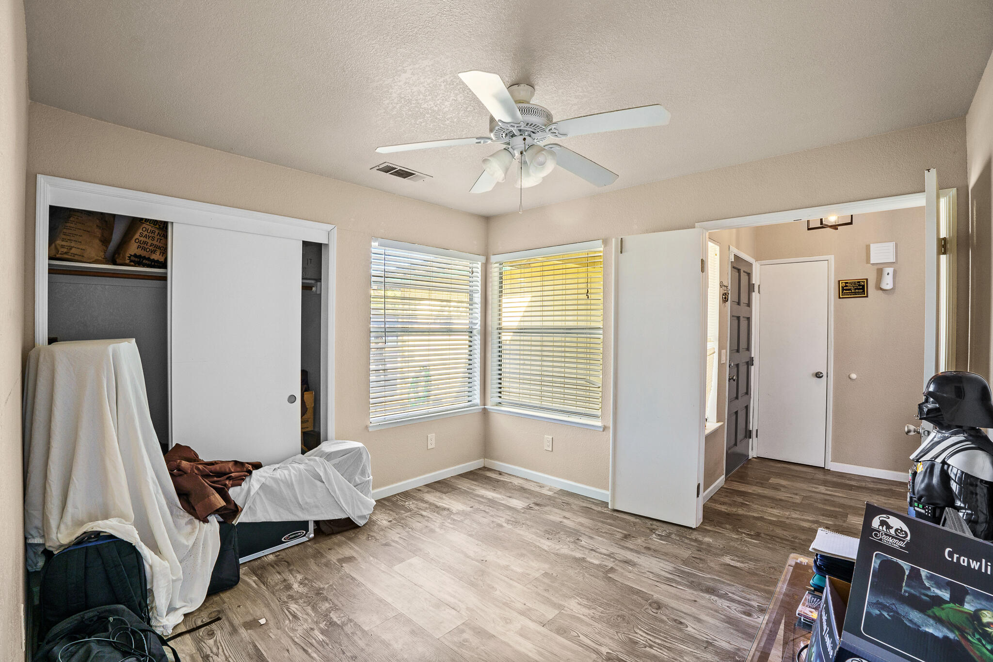 717 Sutter Ave, Porterville, CA 93257