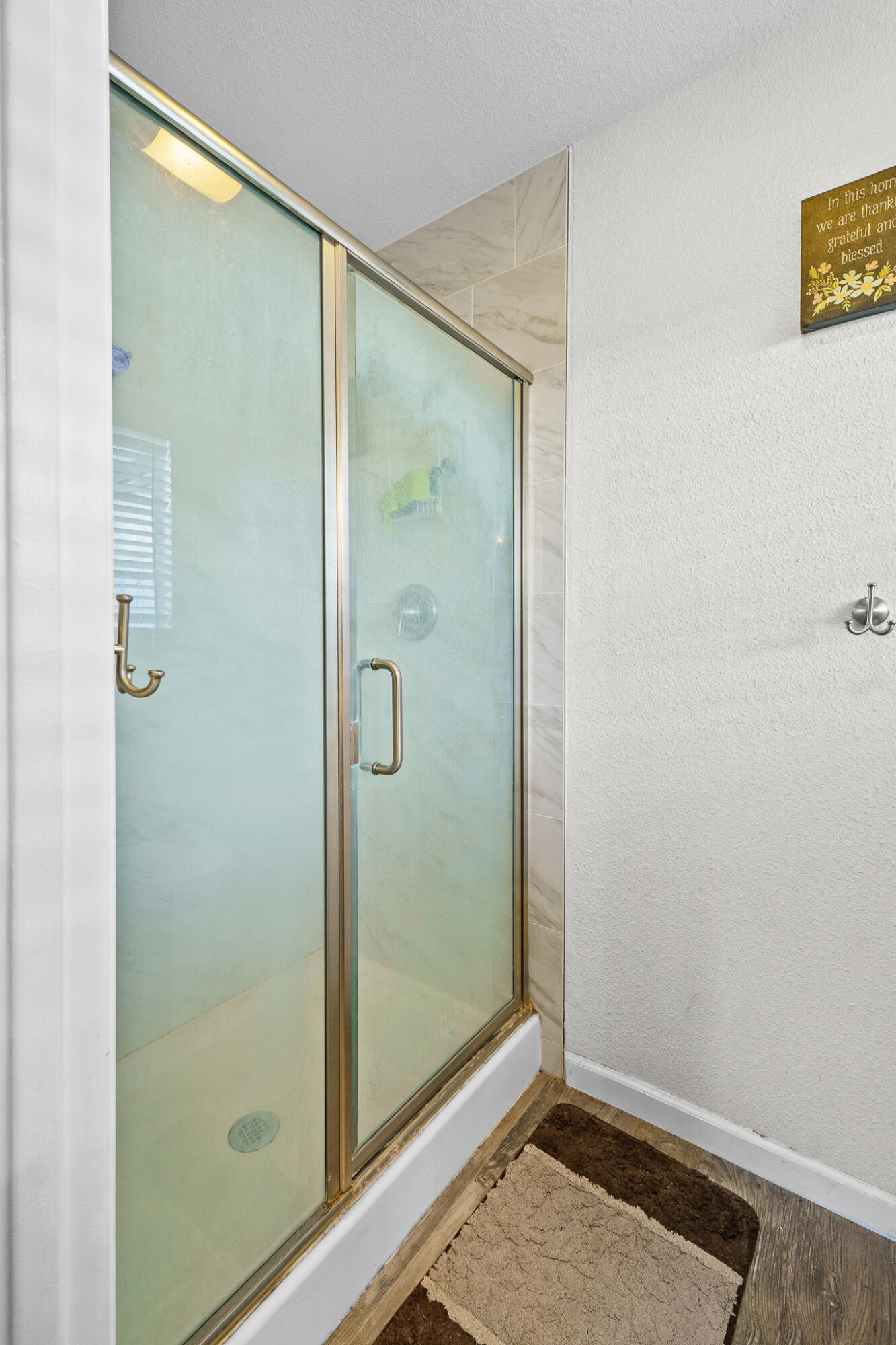 717 Sutter Ave, Porterville, CA 93257