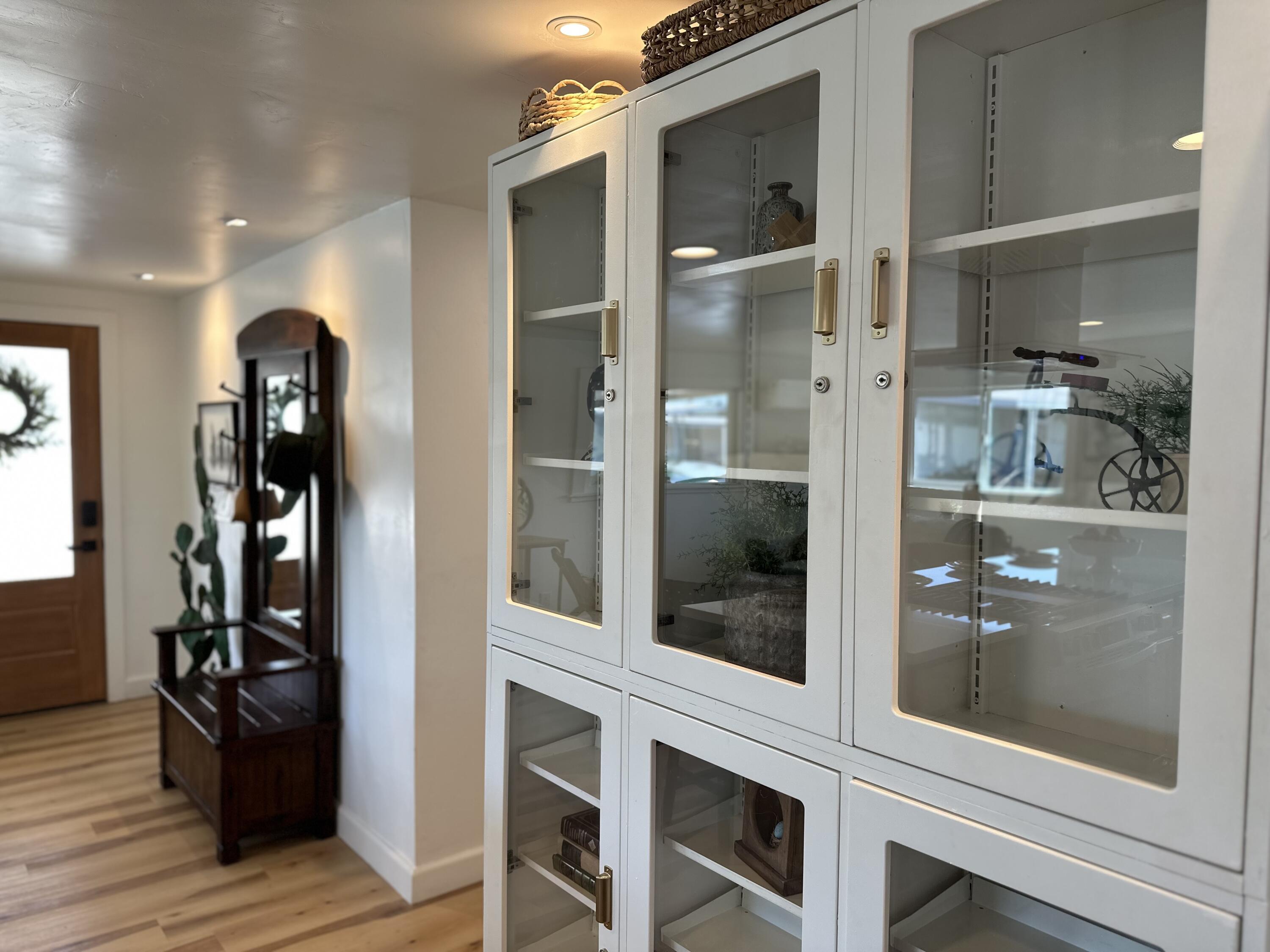 225 N Akers Rd #308, Visalia, CA 93291