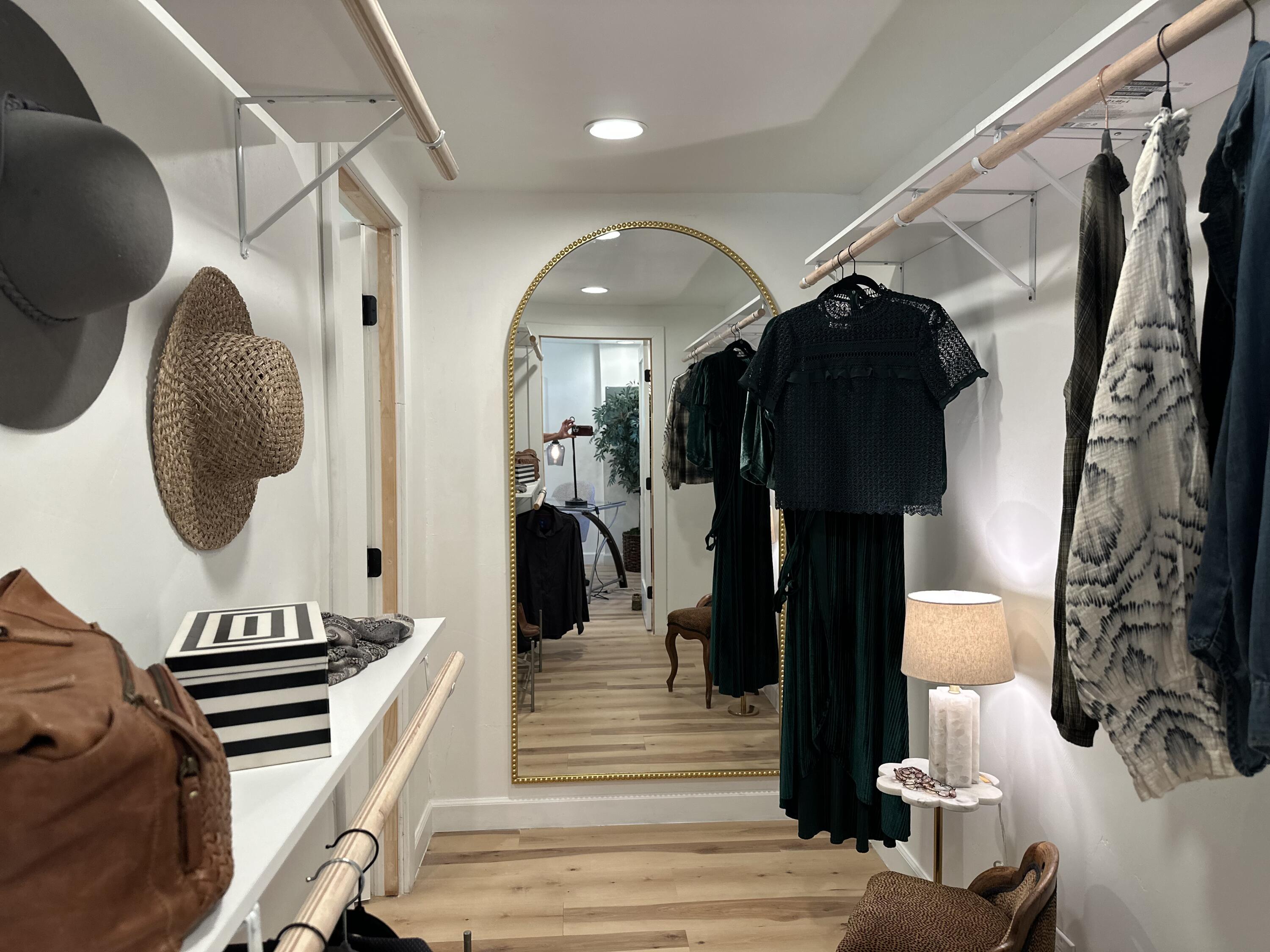 225 N Akers Rd #308, Visalia, CA 93291