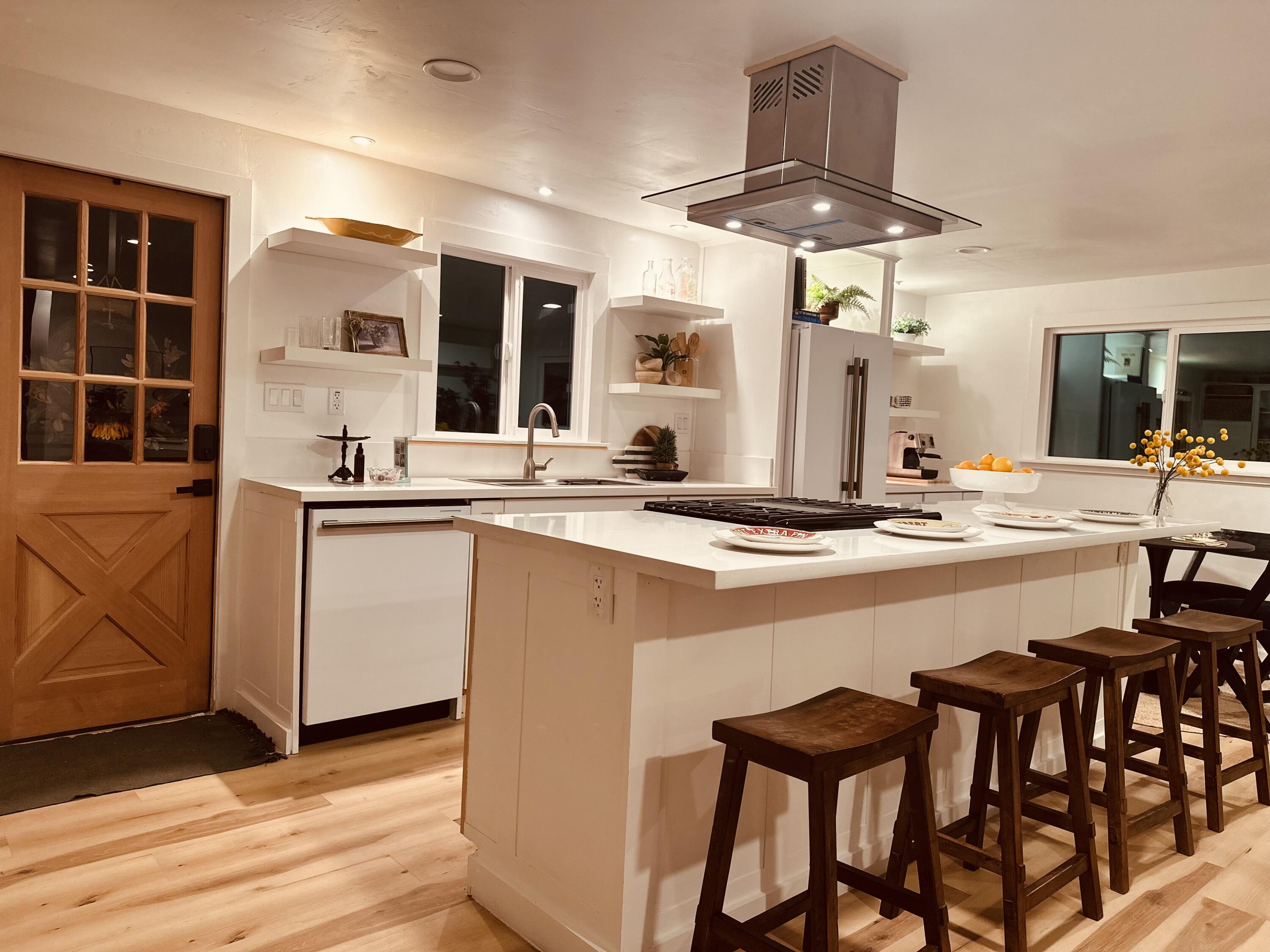 225 N Akers Rd #308, Visalia, CA 93291