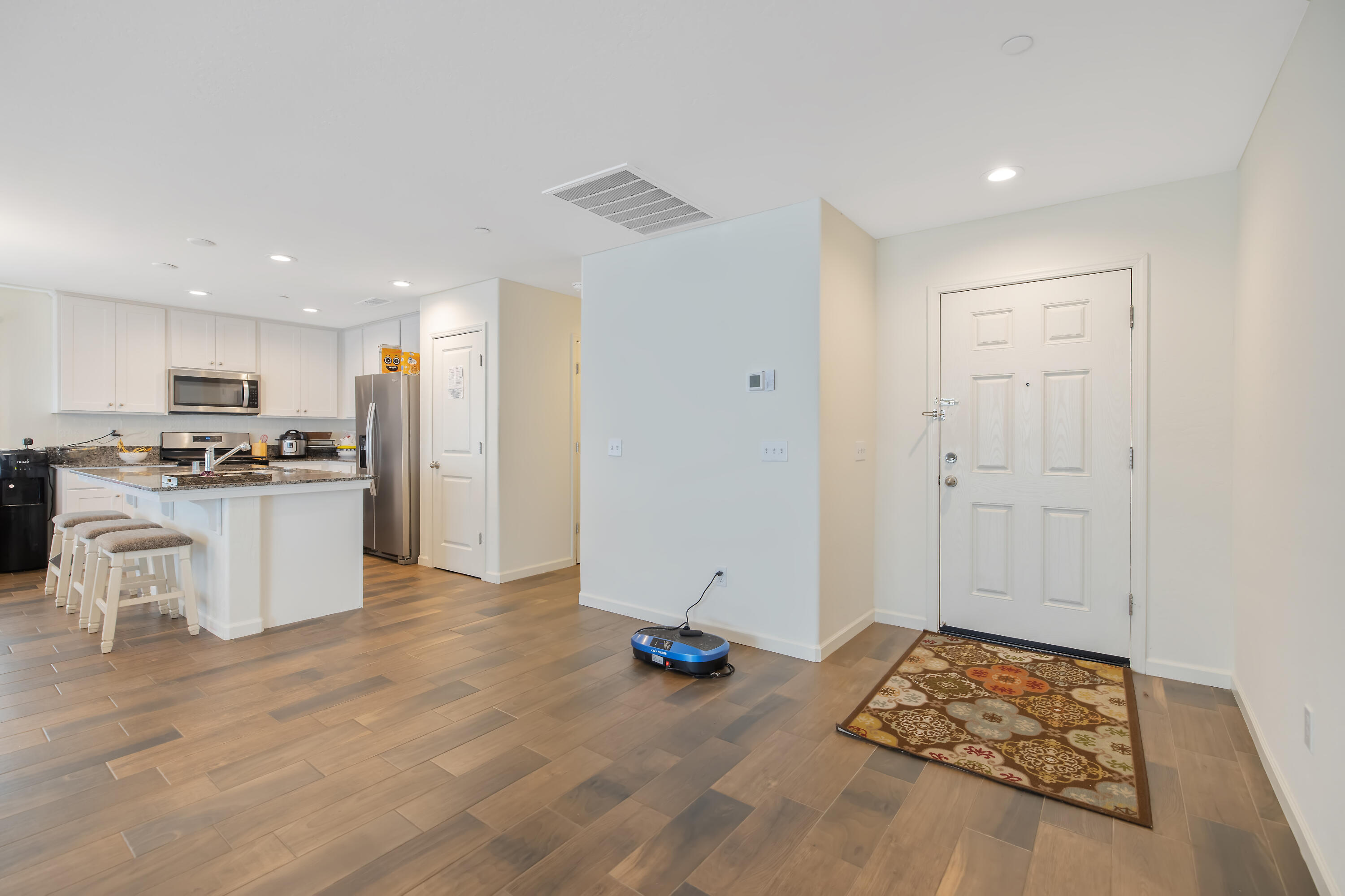 2435 Vintage Pl, Hanford, CA 93230