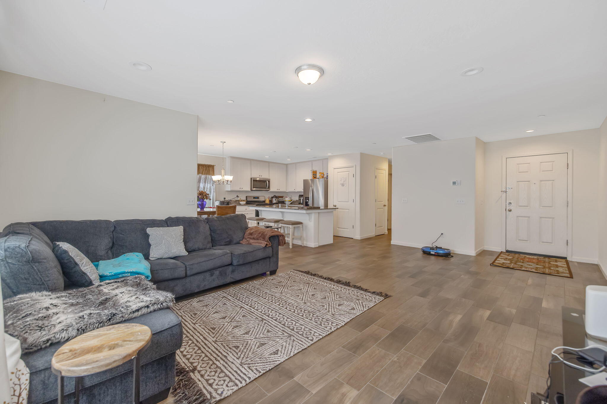 2435 Vintage Pl, Hanford, CA 93230