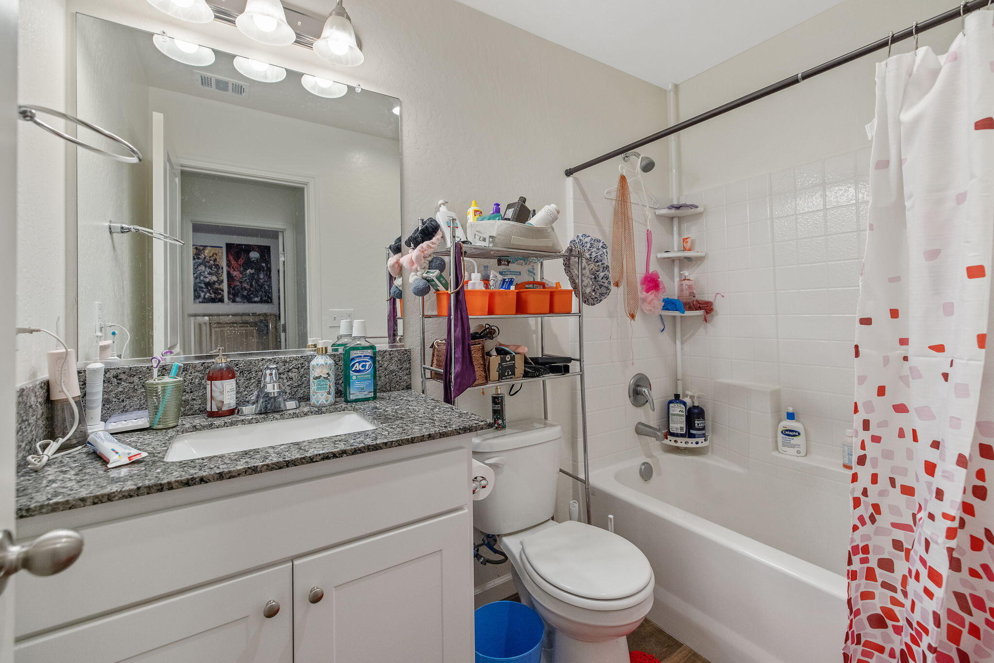 2435 Vintage Pl, Hanford, CA 93230