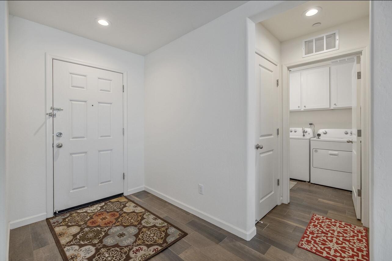 2435 Vintage Pl, Hanford, CA 93230