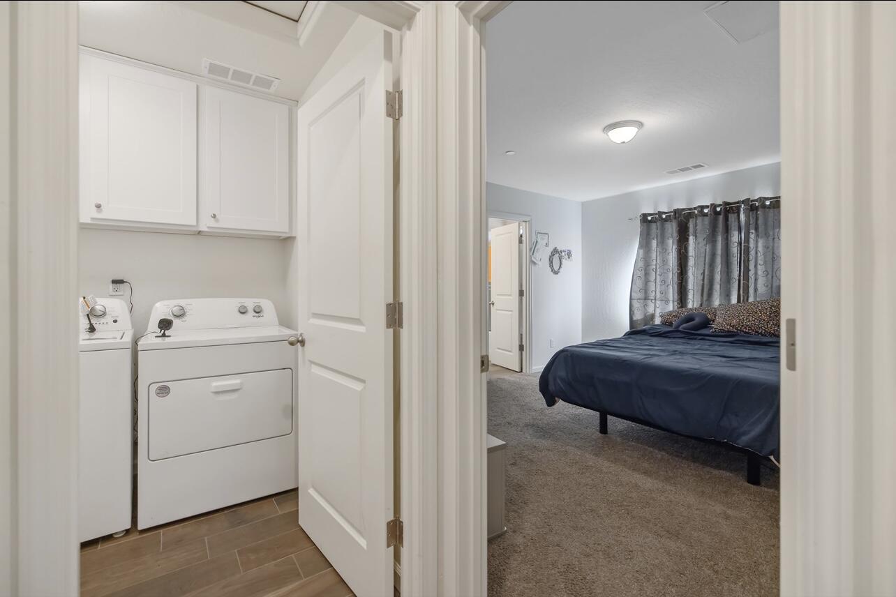 2435 Vintage Pl, Hanford, CA 93230