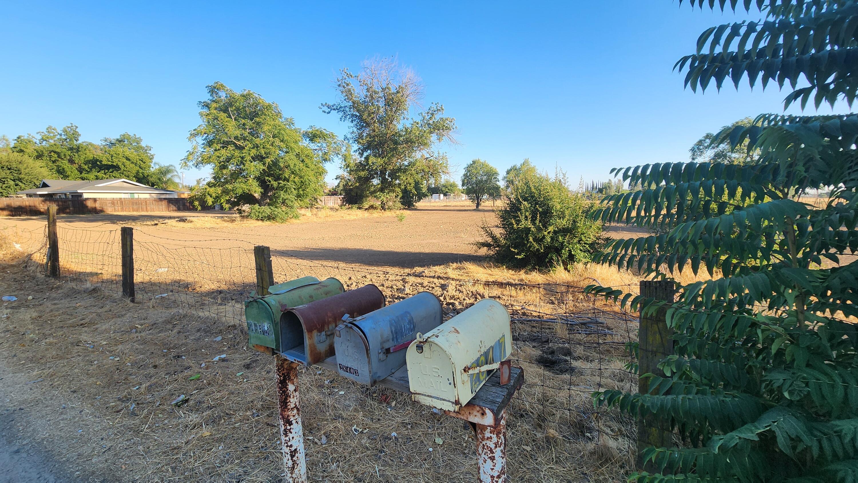 28438 13 1/2, Madera, CA 93638