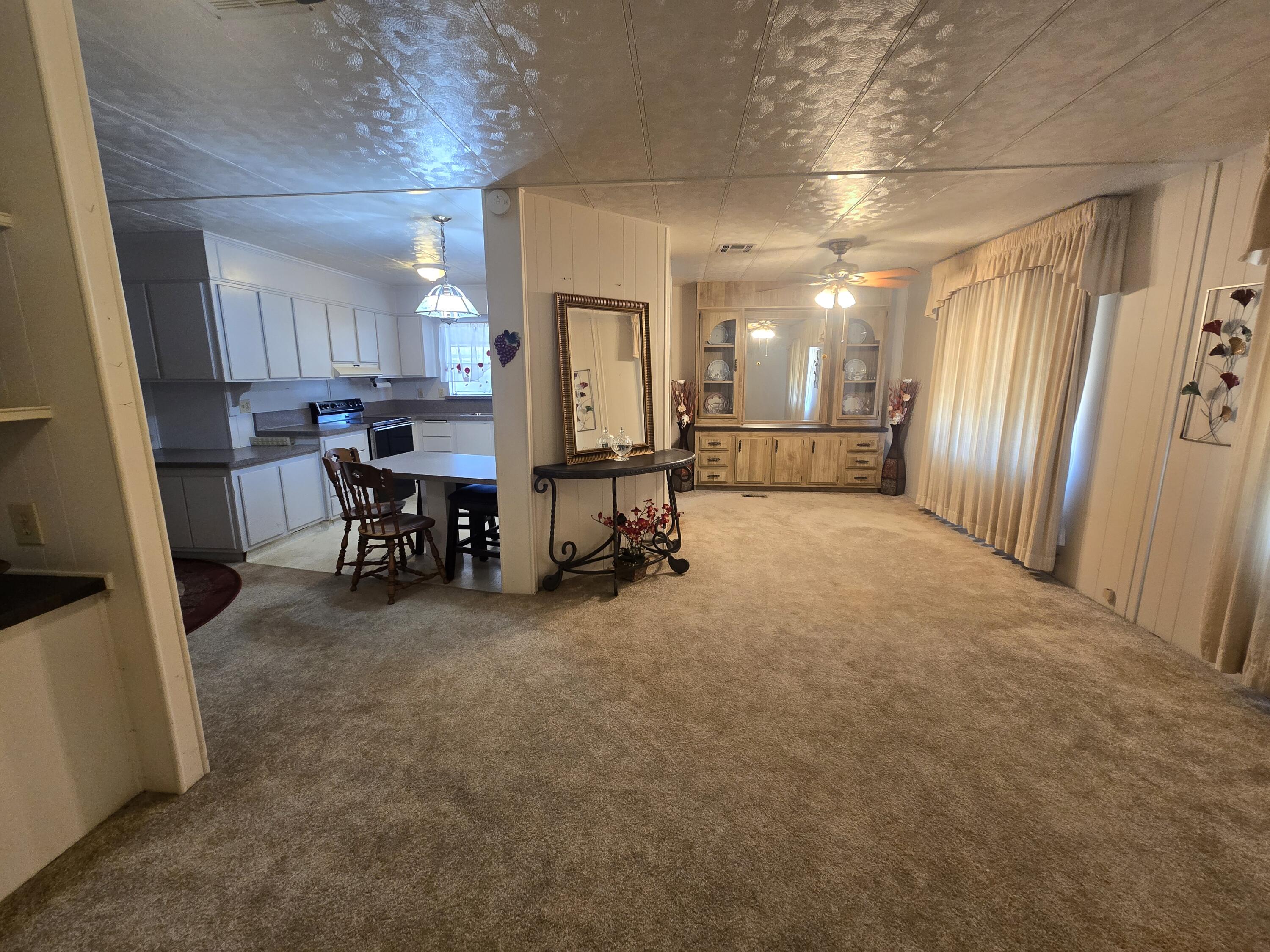 1300 W Olson Ave #97, Reedley, CA 93654