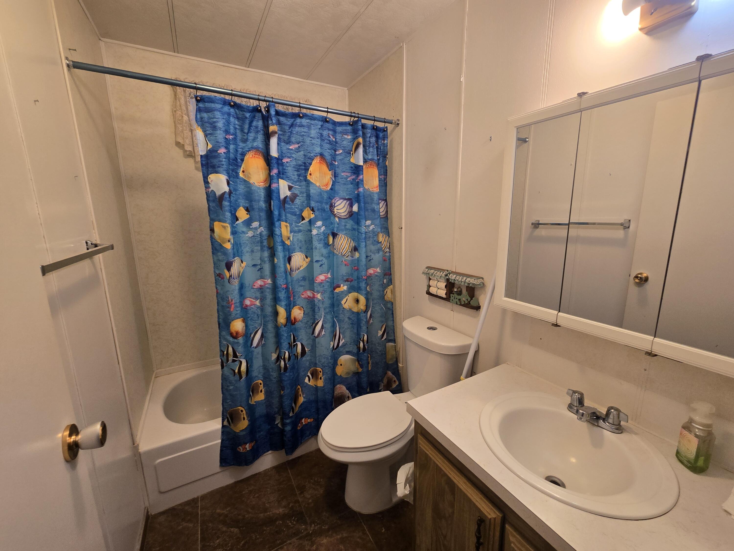 1300 W Olson Ave #97, Reedley, CA 93654