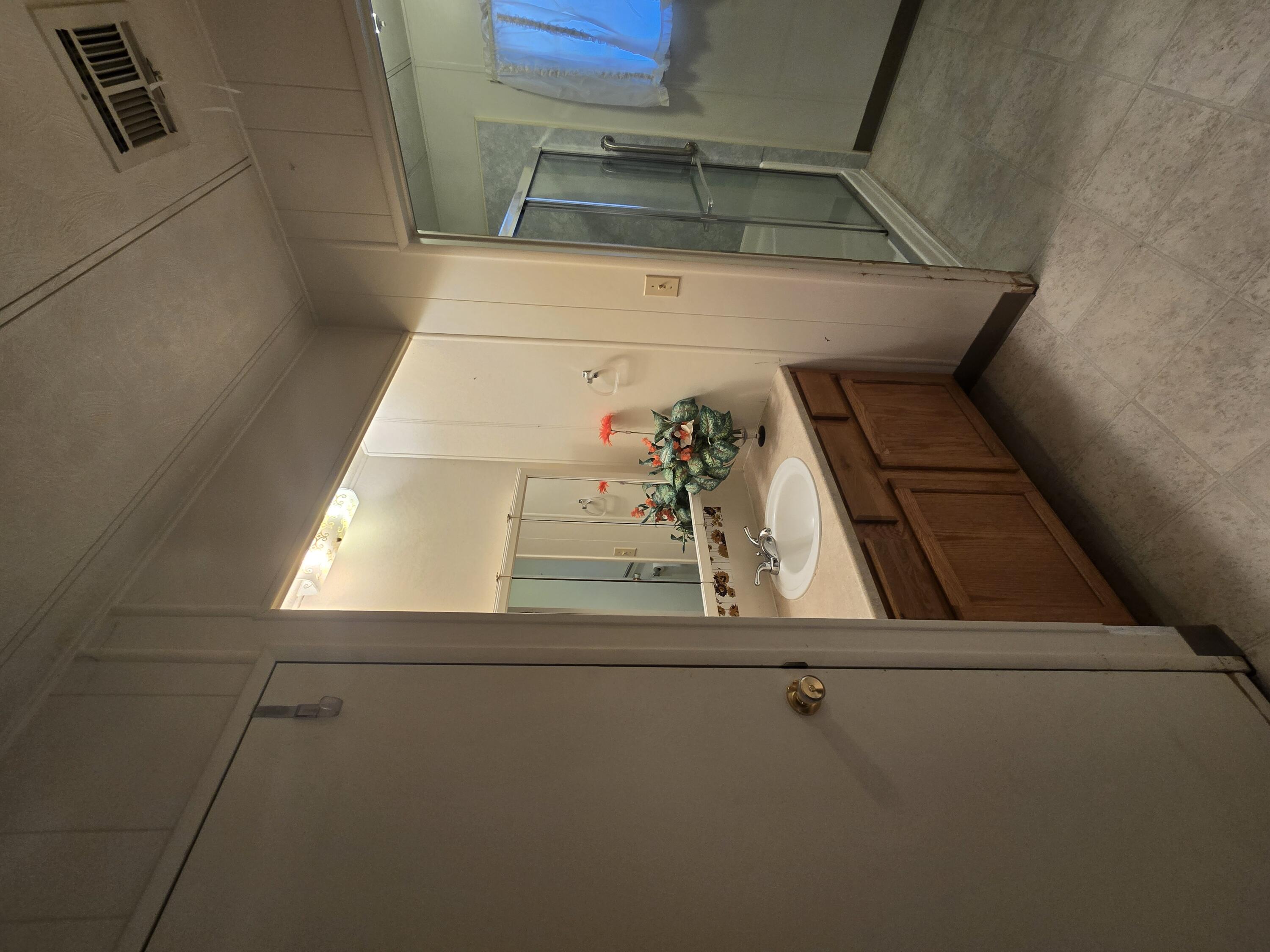 1300 W Olson Ave #97, Reedley, CA 93654