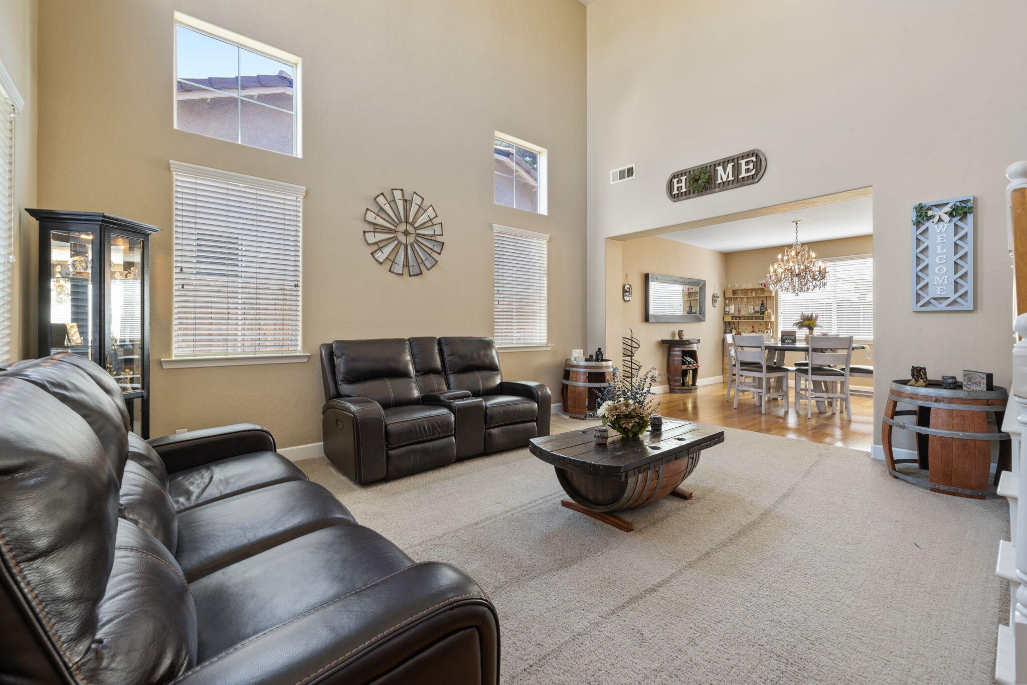 303 E Elkhorn Ave, Visalia, CA 93277