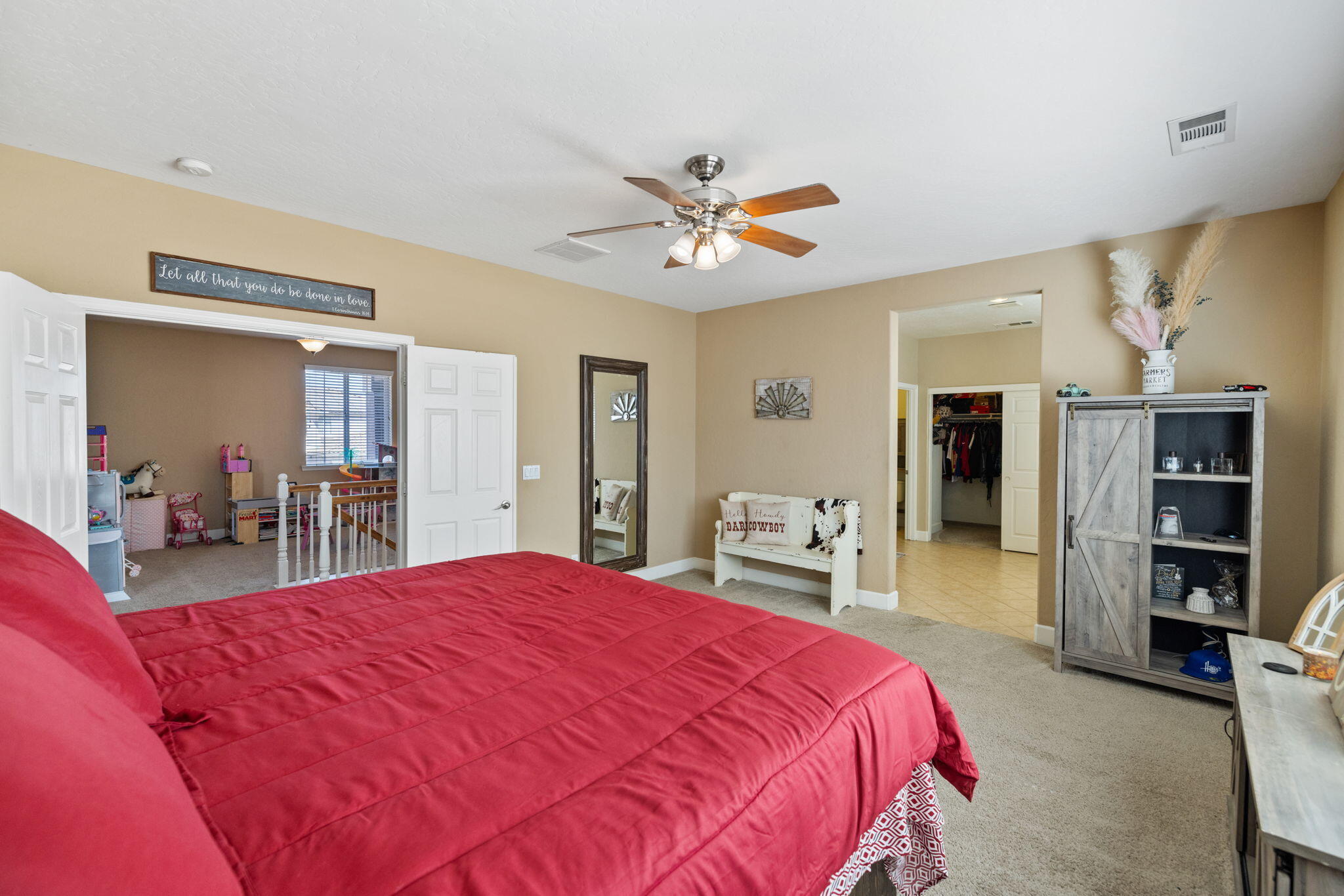 303 E Elkhorn Ave, Visalia, CA 93277