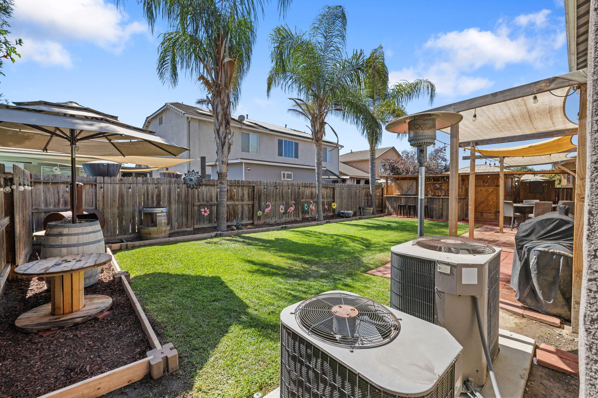 303 E Elkhorn Ave, Visalia, CA 93277