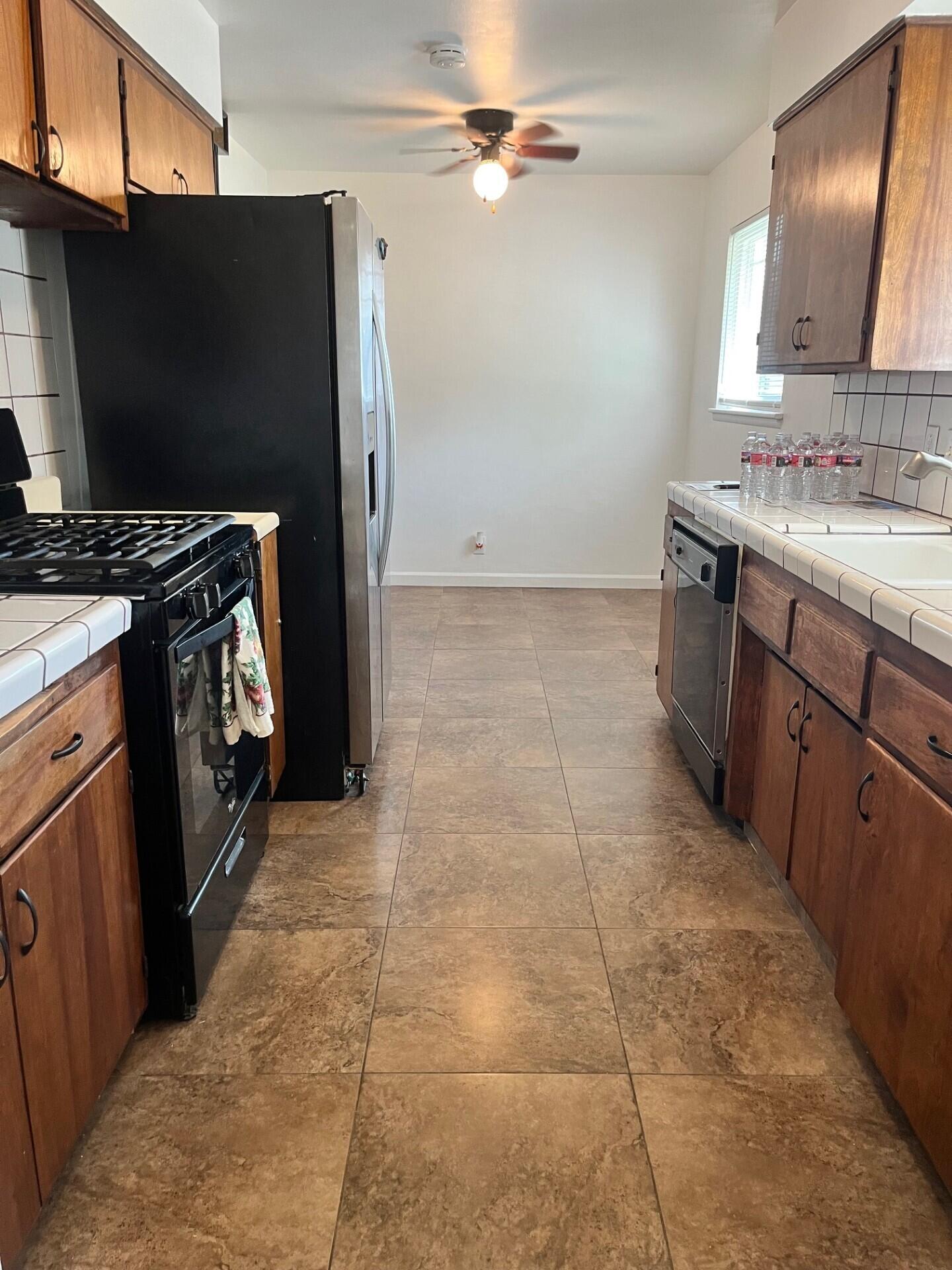 2528 S Watson St, Visalia, CA 93277