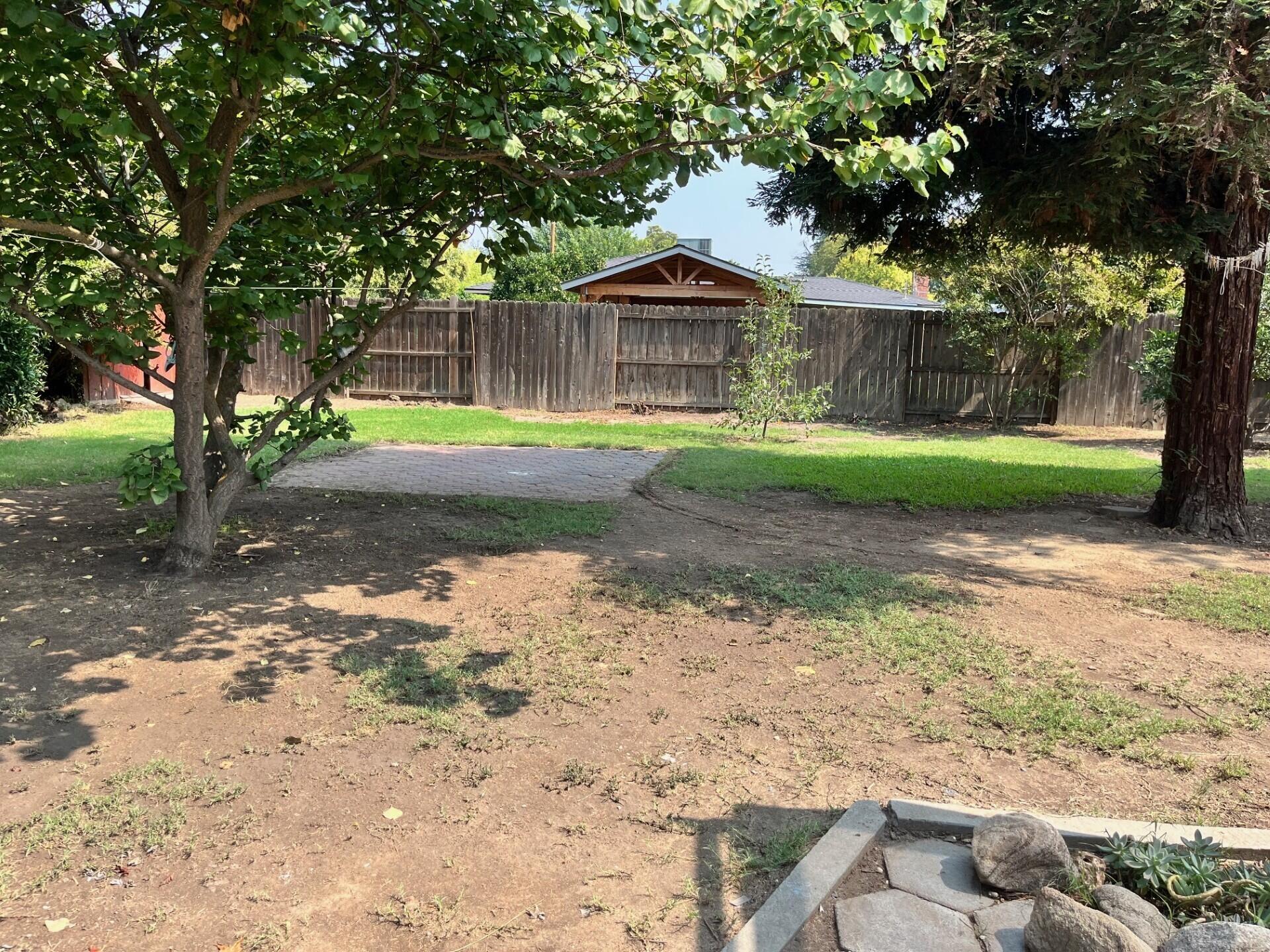 2528 S Watson St, Visalia, CA 93277
