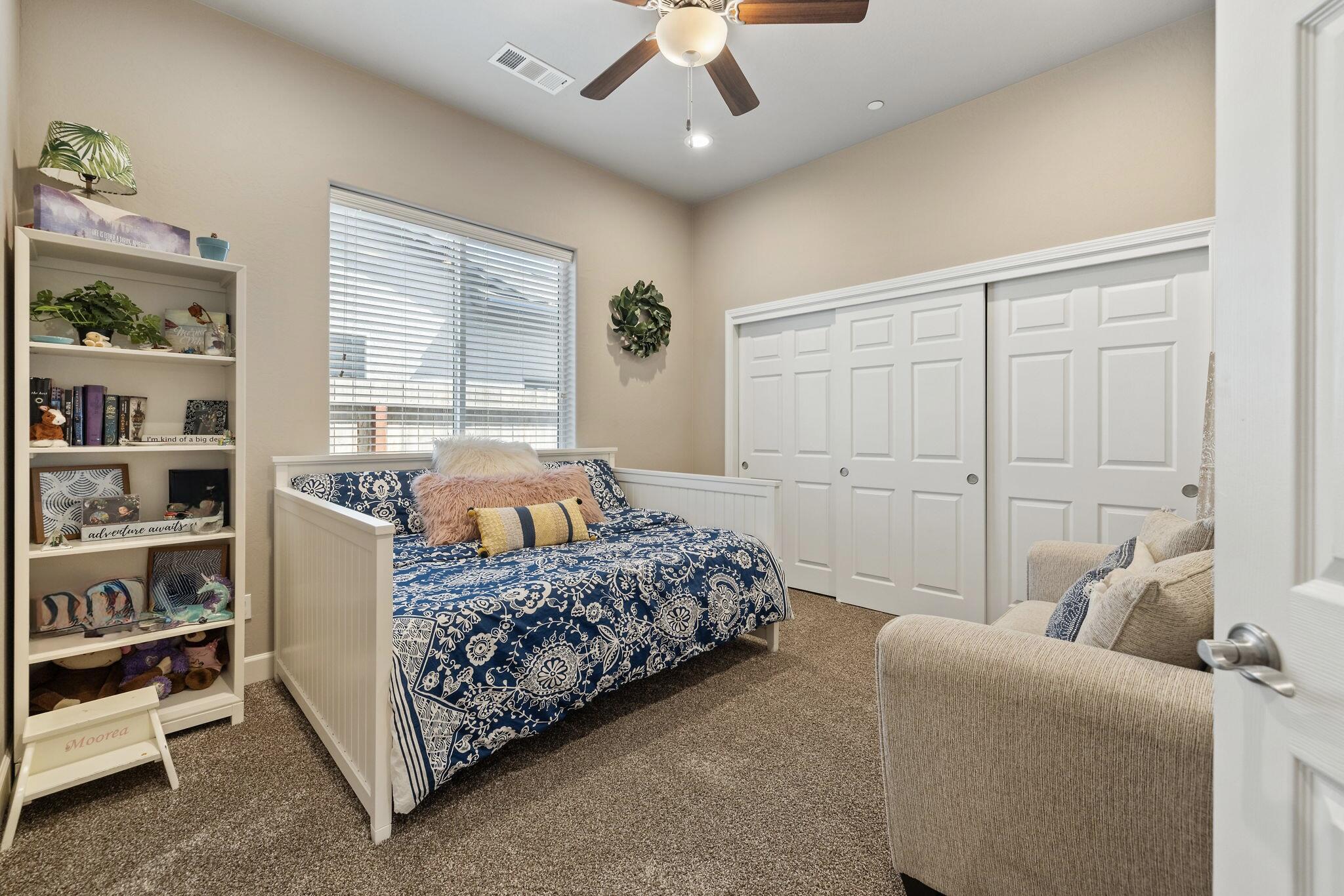 2360 W Bel Aire Ct, Porterville, CA 93257