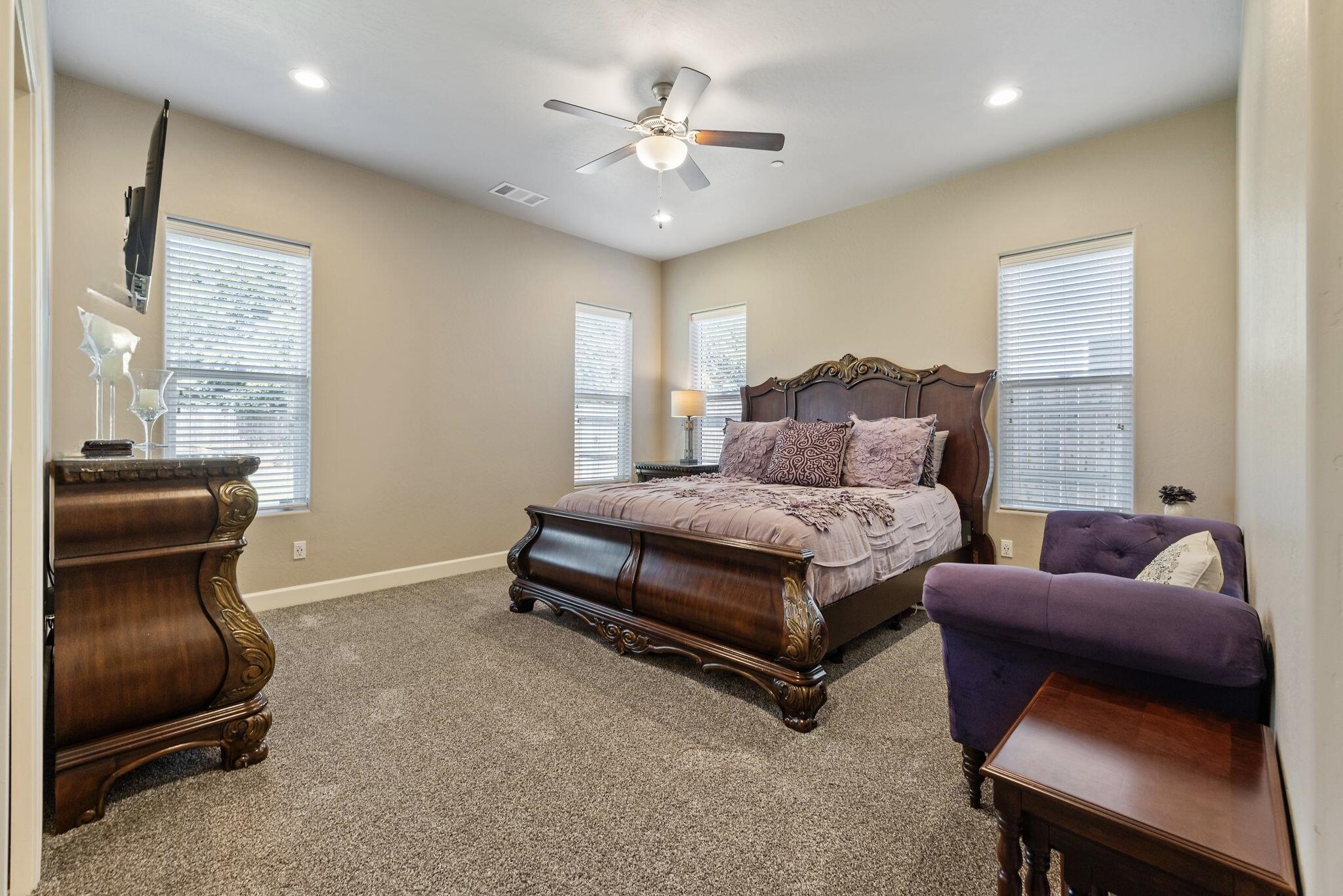 2360 W Bel Aire Ct, Porterville, CA 93257