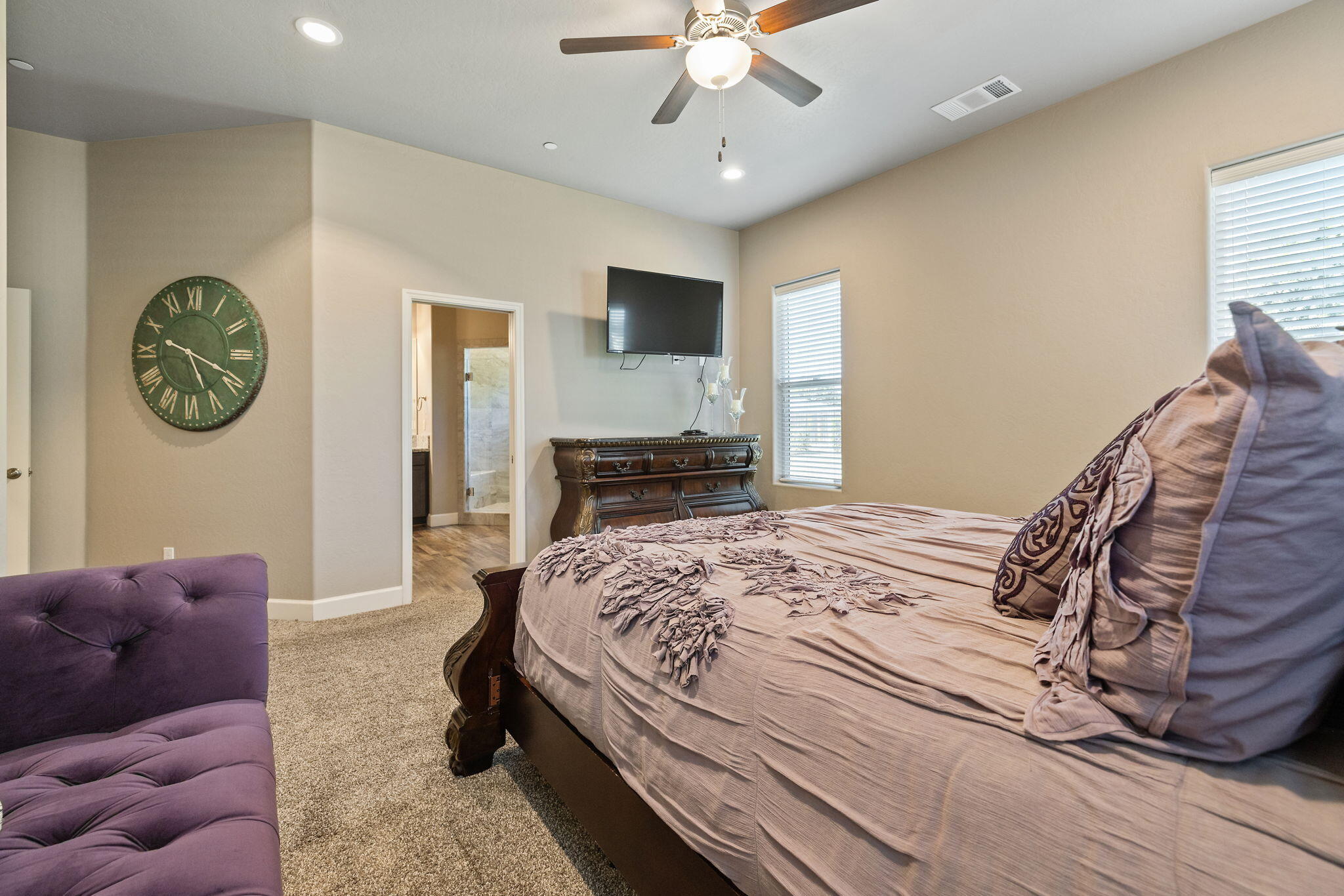 2360 W Bel Aire Ct, Porterville, CA 93257